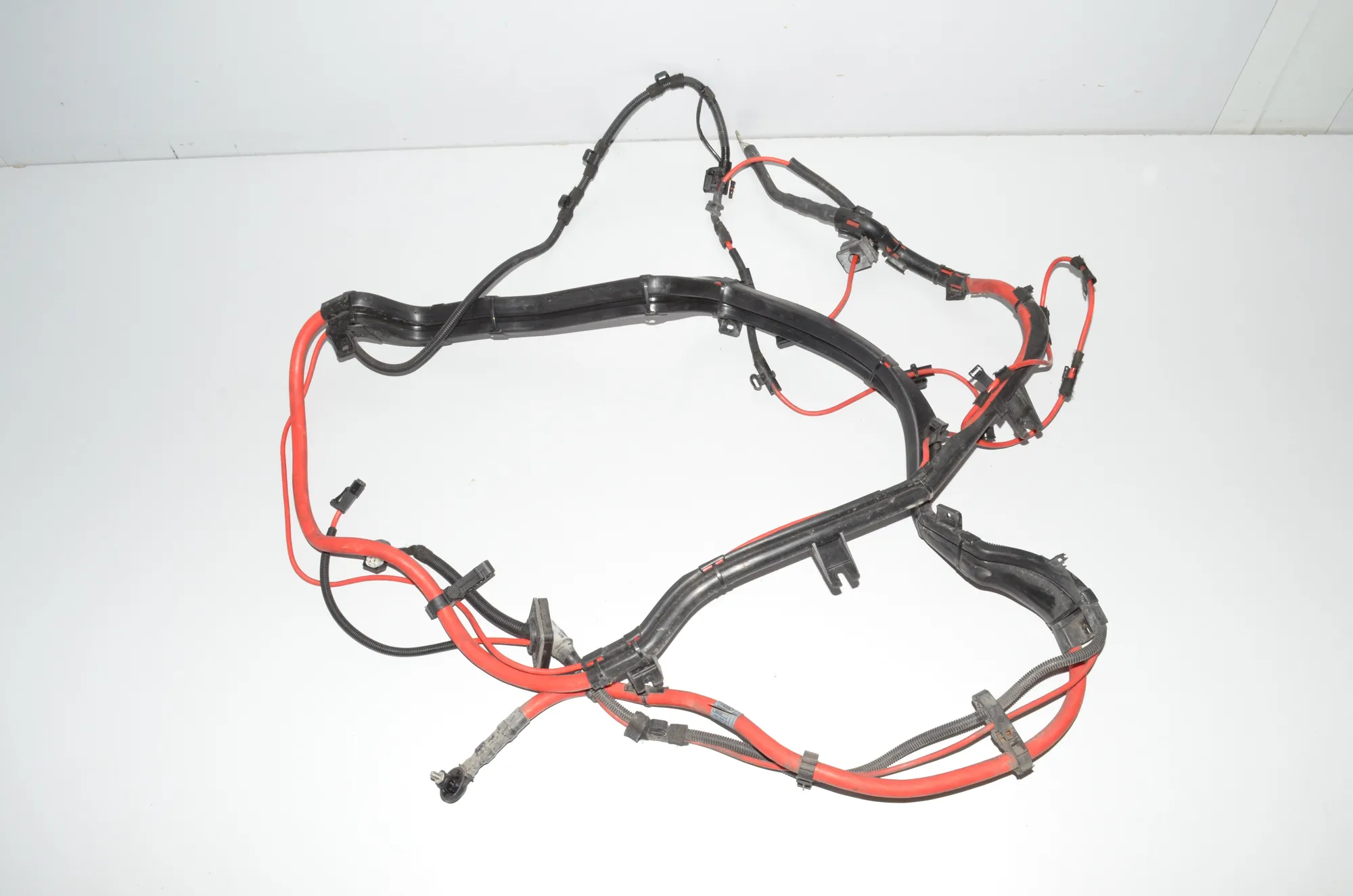 Positive Battery Cable – OEM 9194917 · BMW X6 (E71, E72) xDrive 50 i 2009 – 3