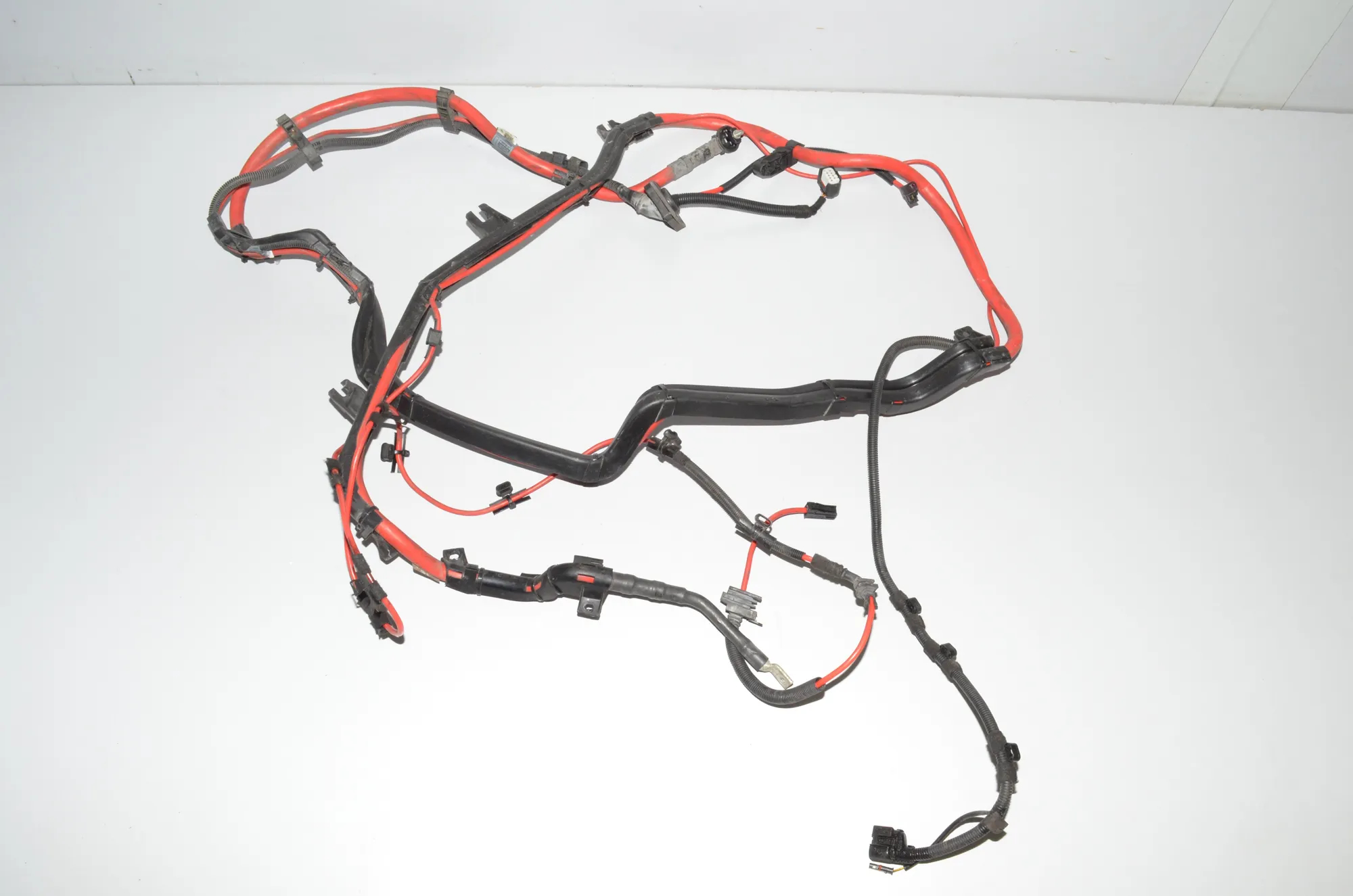 Positive Battery Cable – OEM 9194917 · BMW X6 (E71, E72) xDrive 50 i 2009 – 4