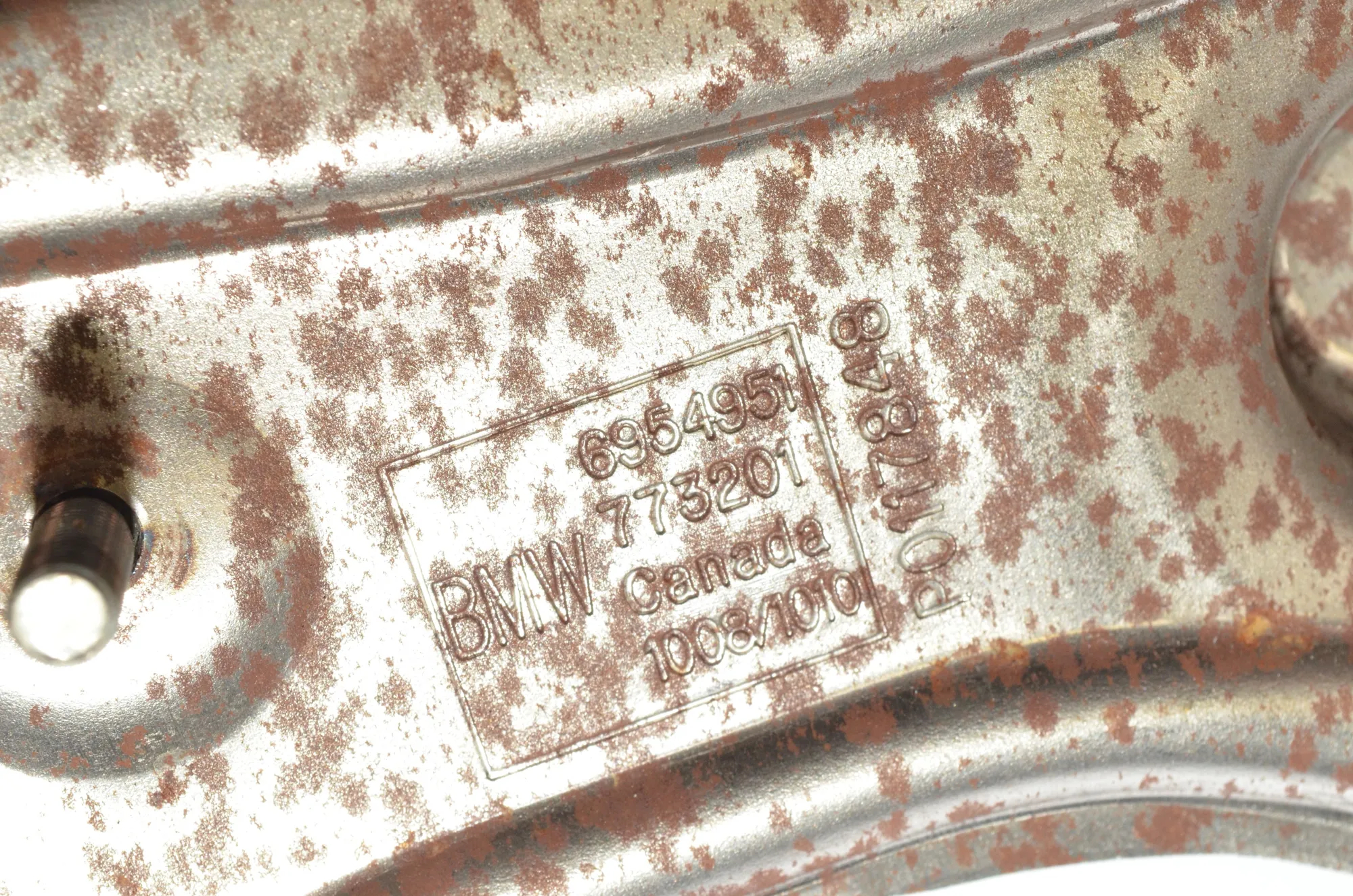 Bracket – OEM 6954951 · BMW X6 (E71, E72) xDrive 50 i 2009 – 5