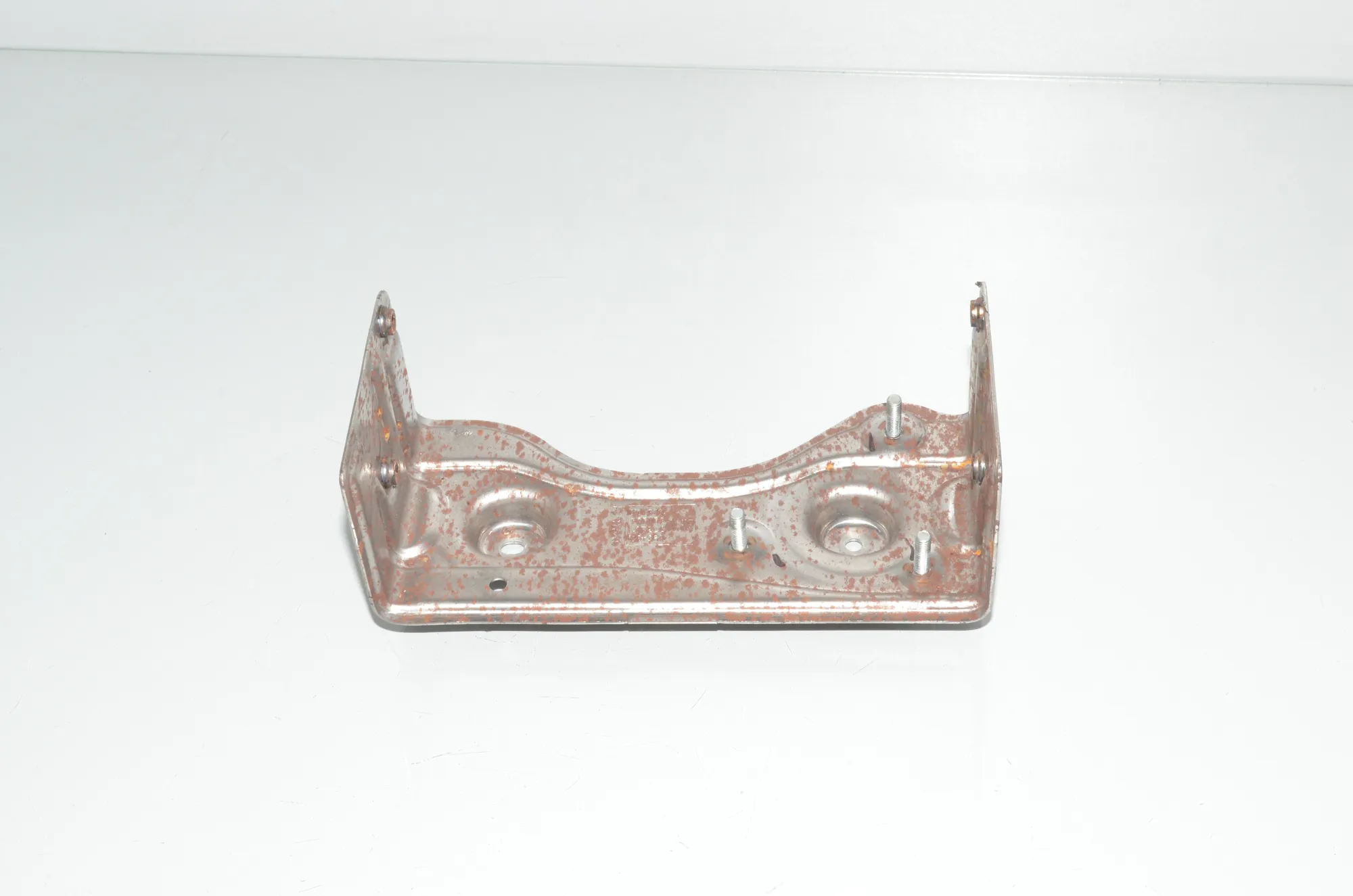 Bracket – OEM 6954951 · BMW X6 (E71, E72) xDrive 50 i 2009 – 4