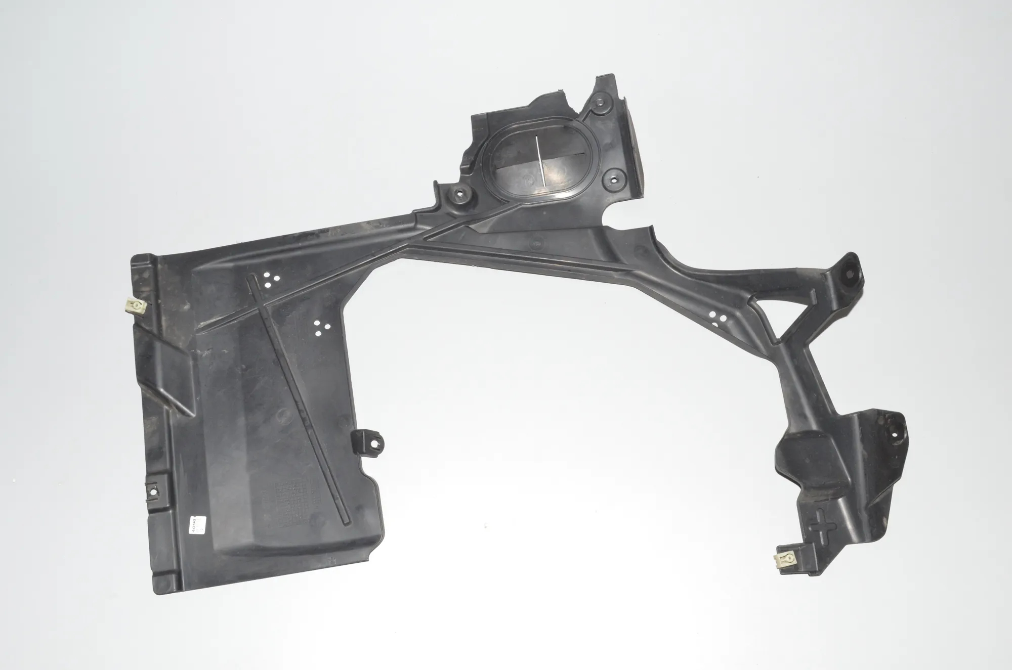 Rear Right Underbody Cover – OEM 7290808 · BMW 2 Gran Tourer (F46) 218 d 2019 – 4