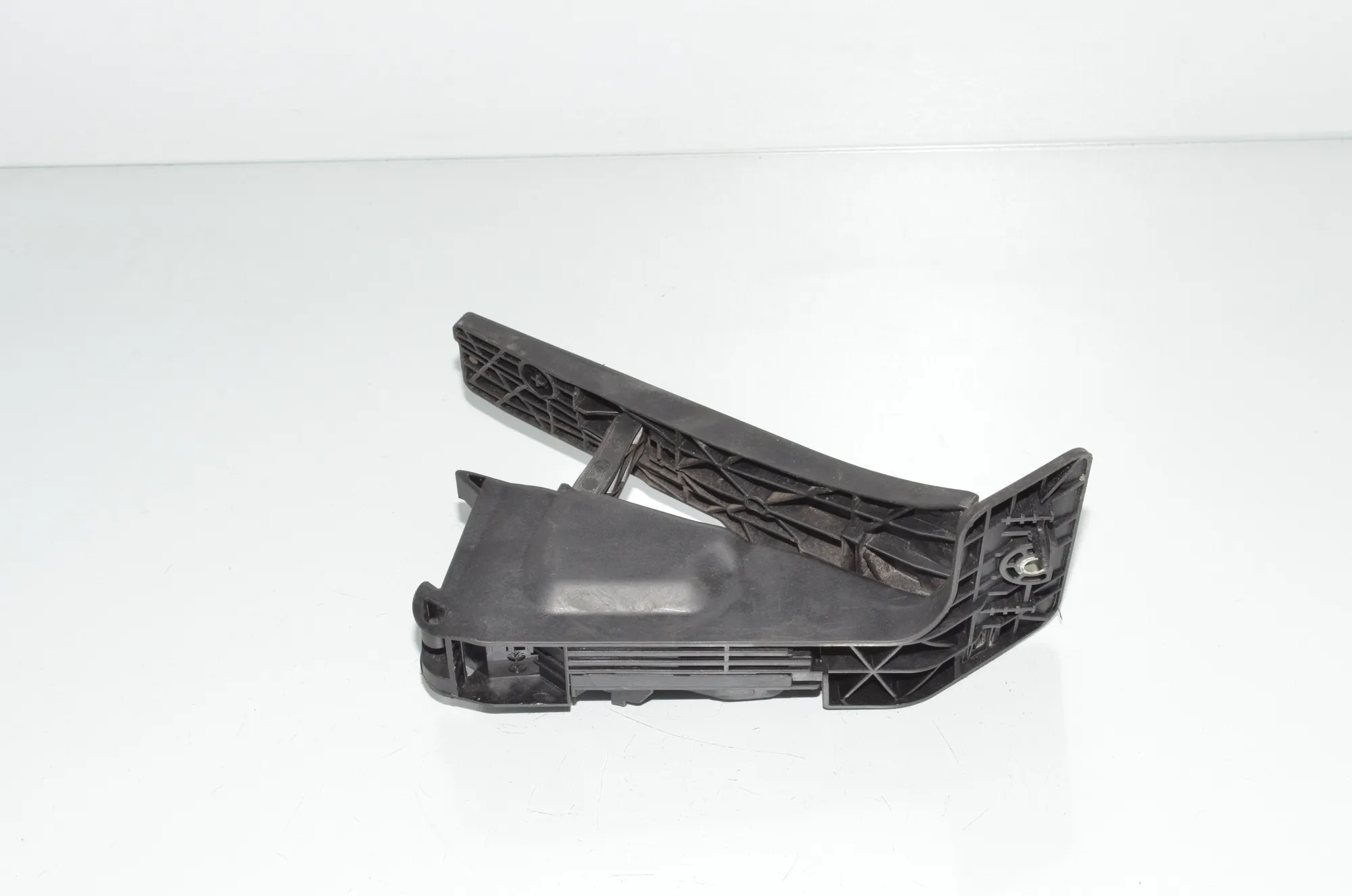Throttle Pedal – OEM 6853175 · BMW 4 Coupe (F32, F82) 420 d 2014 – 3