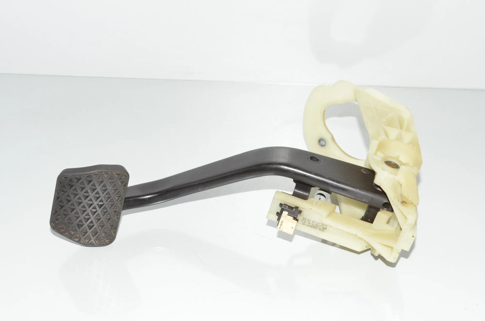 Brake Pedal – OEM 6860647 · BMW 4 Coupe (F32, F82) 420 d 2014