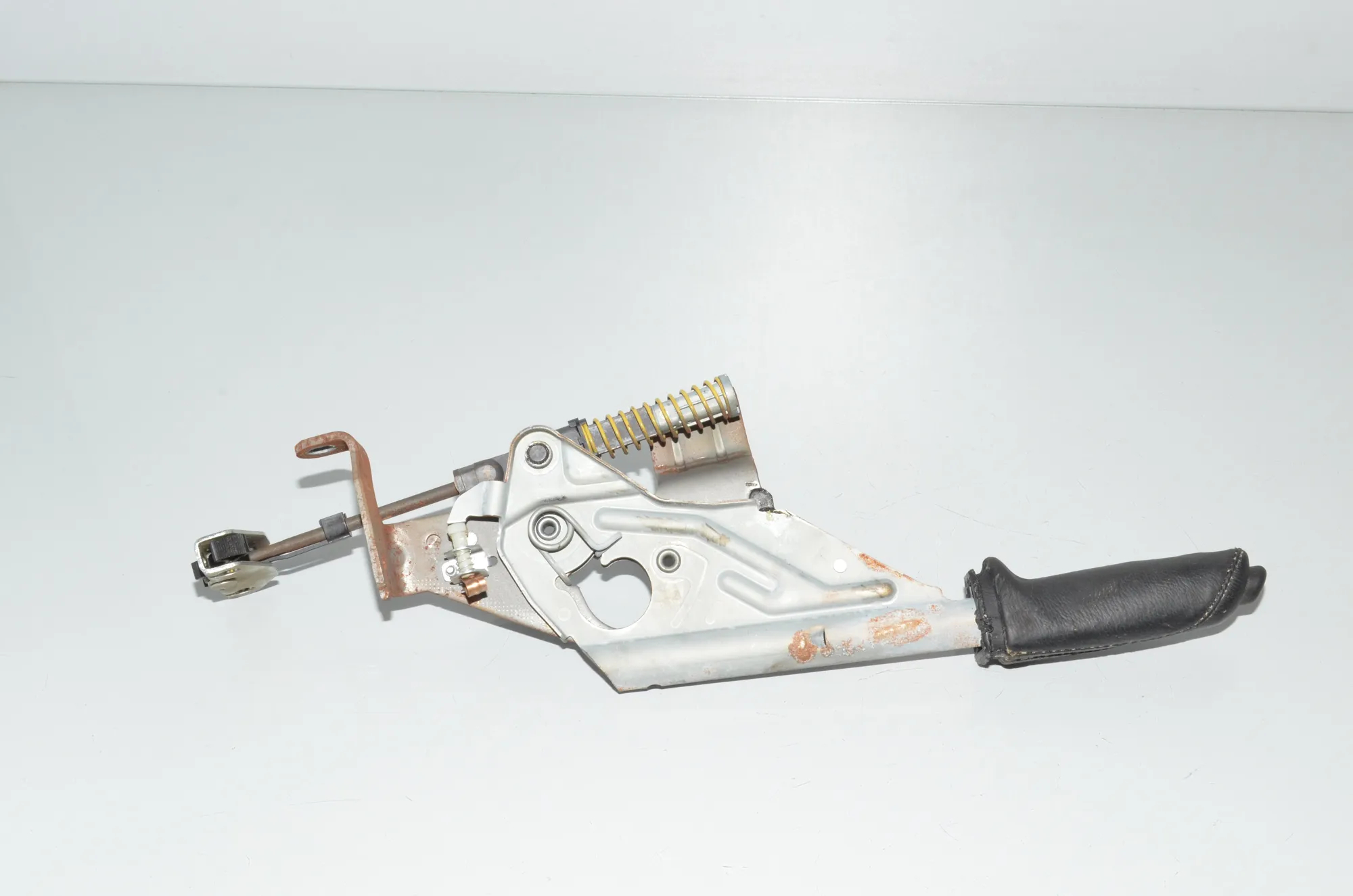 Handbrake Handle – OEM 6876774 · BMW 4 Coupe (F32, F82) 420 d 2014 – 2