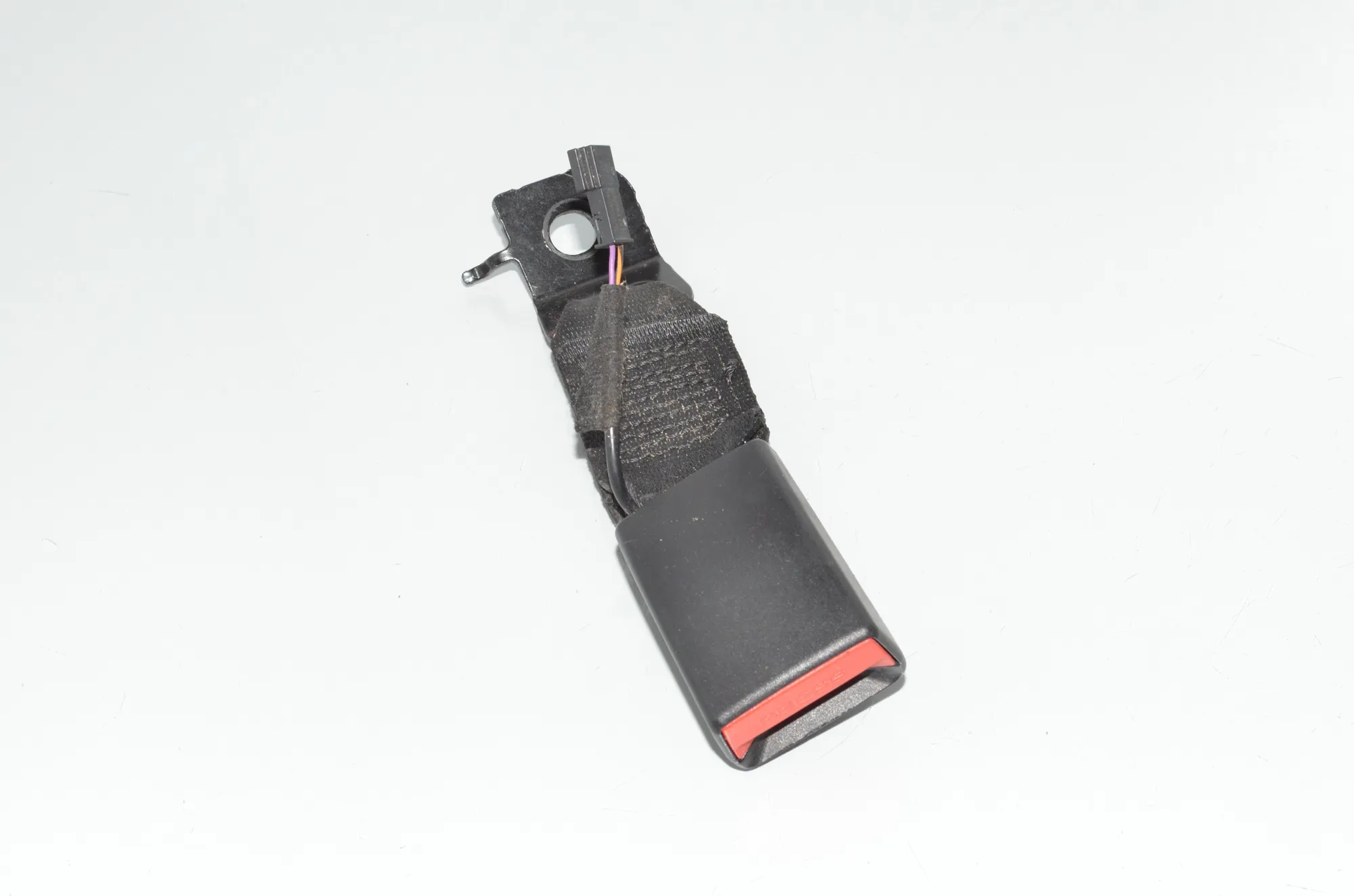 Rear Left Seat Buckle – OEM 7266352 · BMW 4 Coupe (F32, F82) 420 d 2014