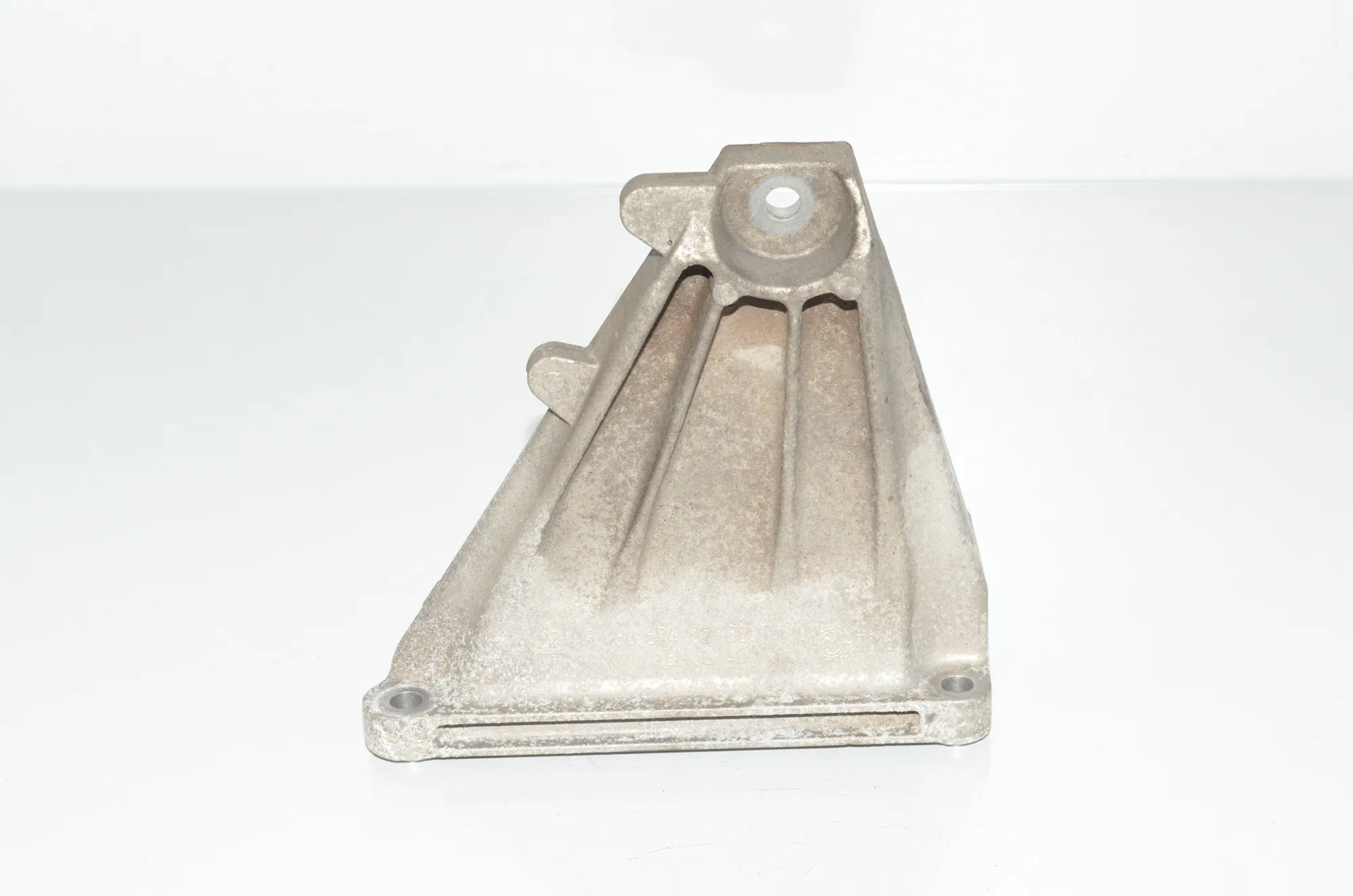 Right Side Engine Bracket – OEM 6786694 · BMW 3 Touring (E91) 330 d xDrive 2011
