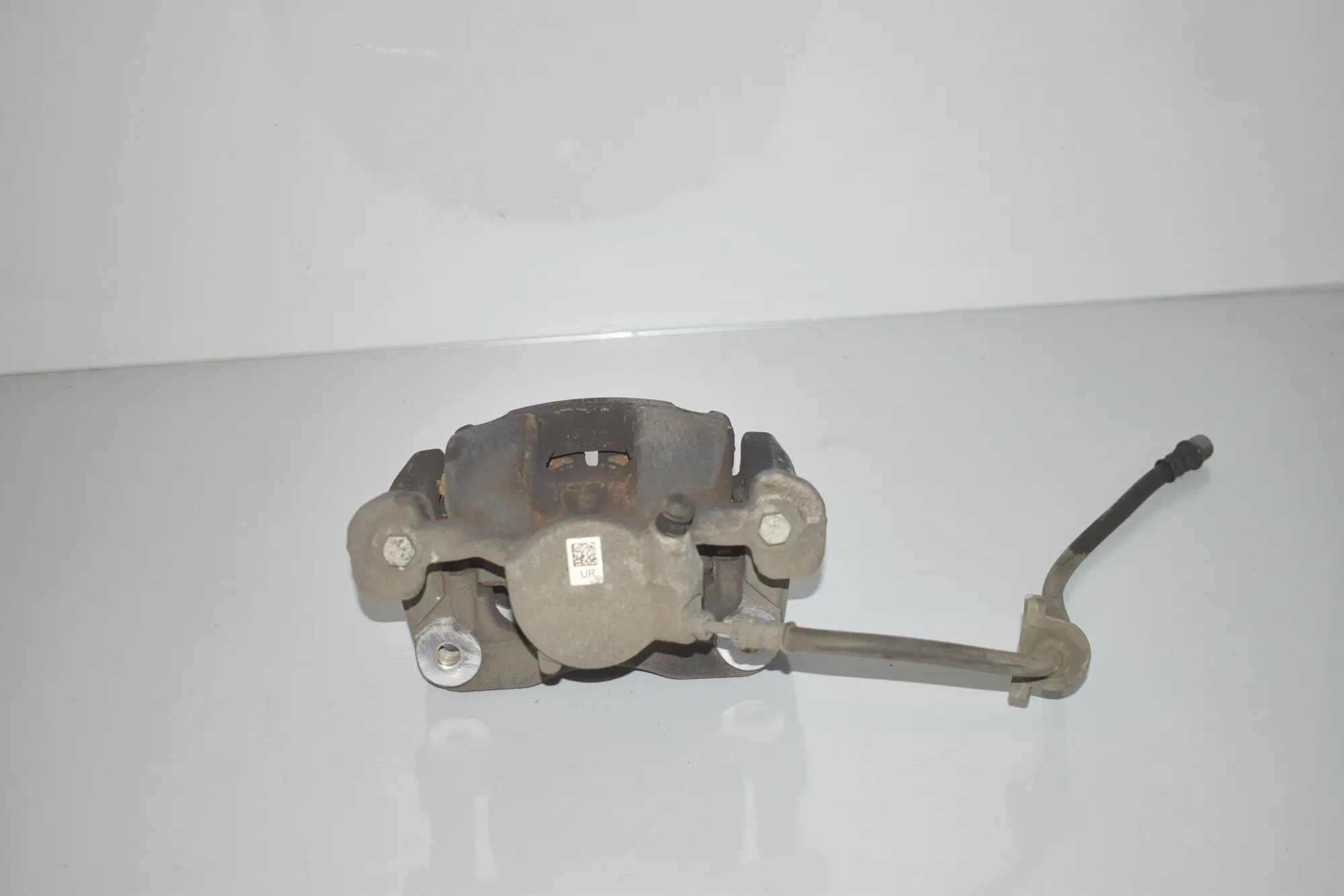 Front Right Brake Caliper – OEM 6860268 · BMW 2 Gran Tourer (F46) 218 d 2019 – 2