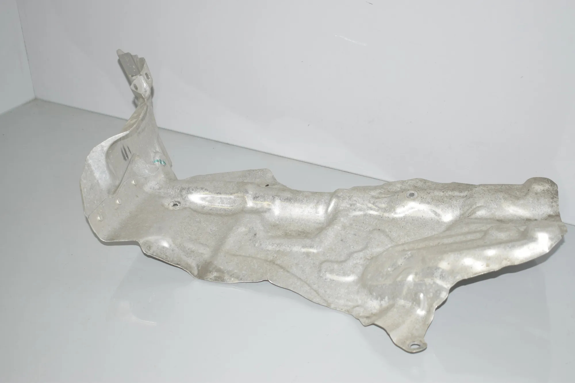 Heat Protection – OEM 6882183 · BMW 2 Gran Tourer (F46) 218 d 2019 – 3