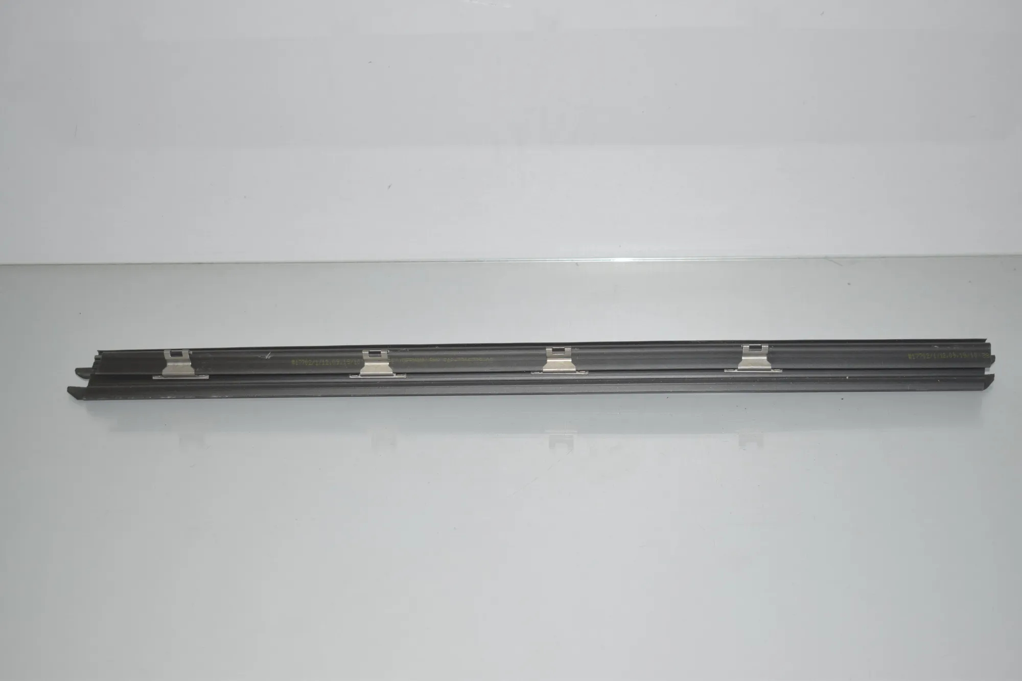 Rear Right Door Window Strip – OEM 7316788 · BMW 2 Gran Tourer (F46) 218 d 2019 – 4