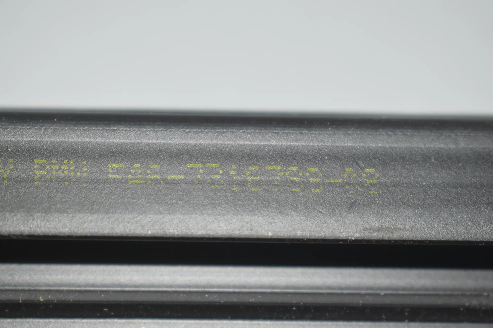 Rear Right Door Window Strip – OEM 7316788 · BMW 2 Gran Tourer (F46) 218 d 2019 – 6