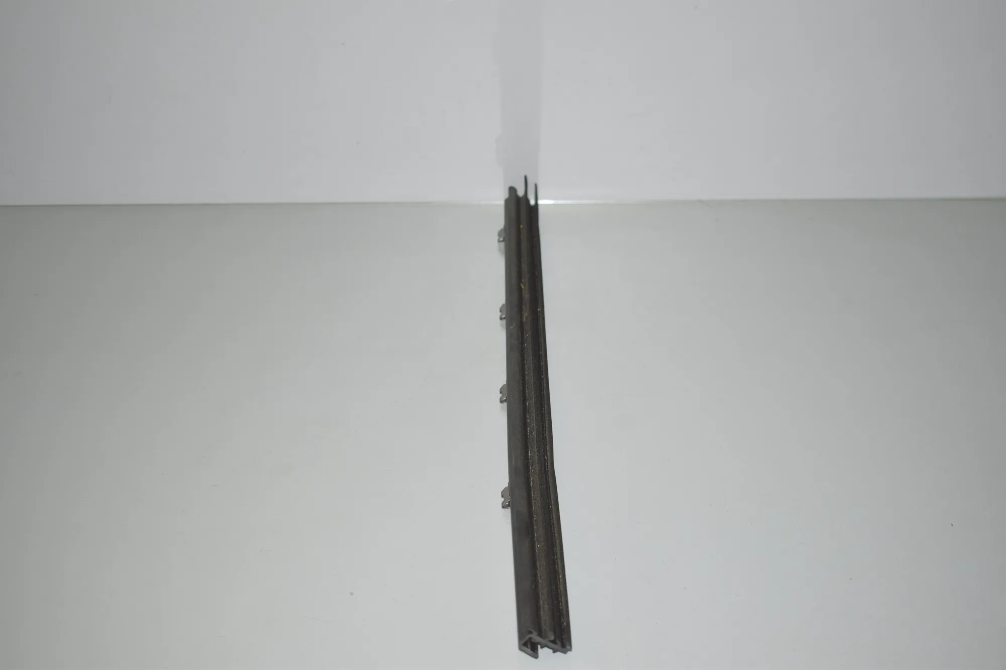 Rear Right Door Window Strip – OEM 7316788 · BMW 2 Gran Tourer (F46) 218 d 2019 – 5