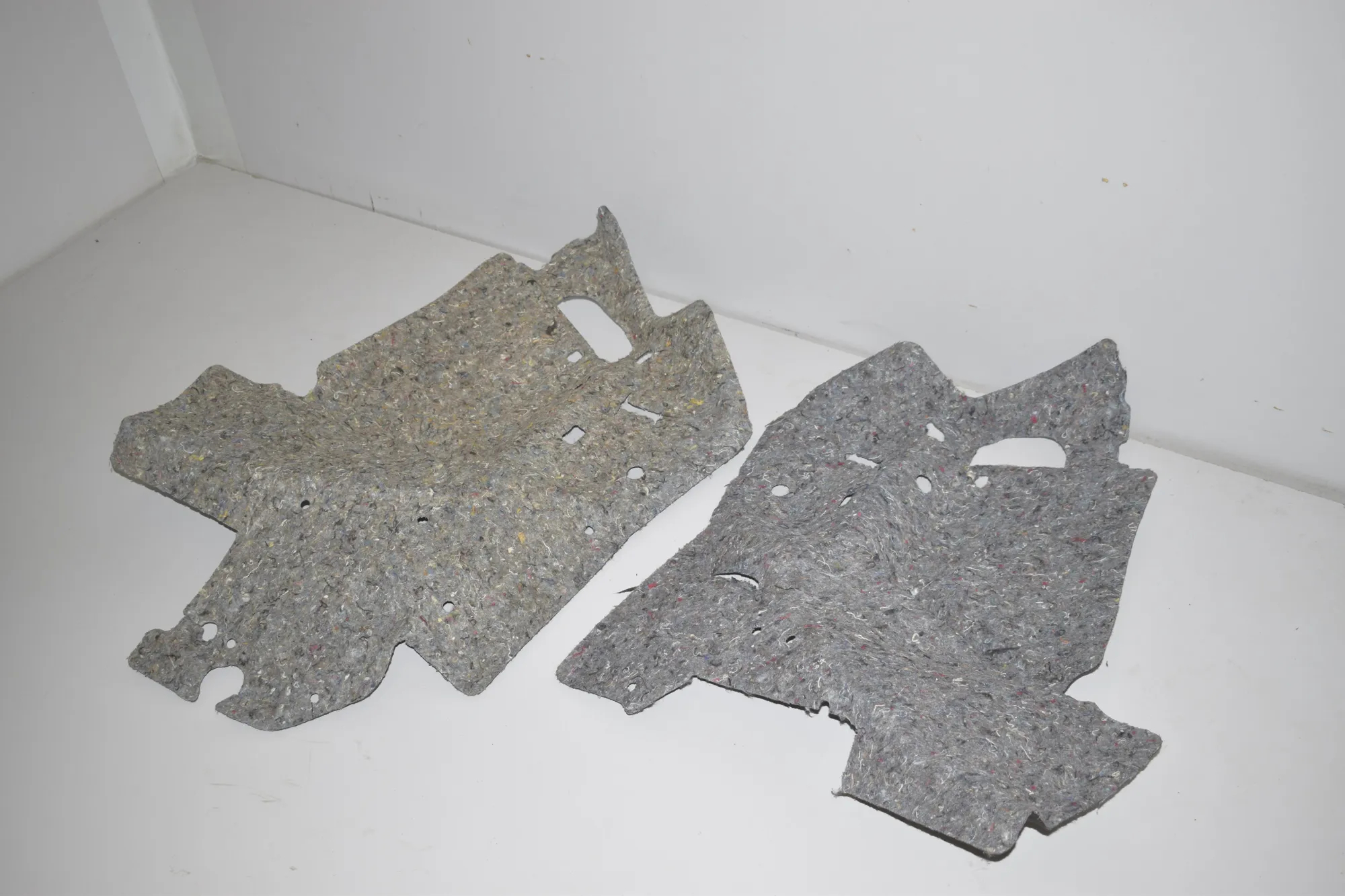 Sound Insulation – OEM 7327046 · BMW 2 Gran Tourer (F46) 218 d 2019 – 8