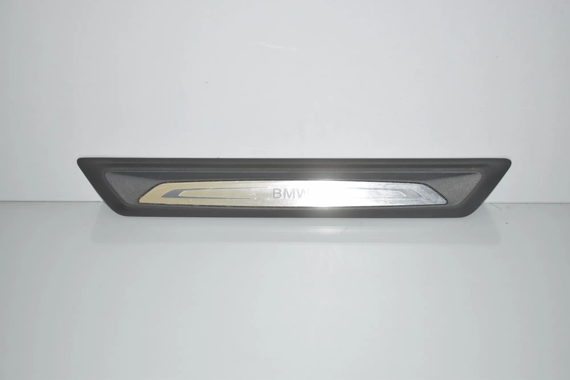 Front Left Interior Step Trim – OEM 7263315 · BMW 2 Gran Tourer (F46) 218 d 2019 – 2