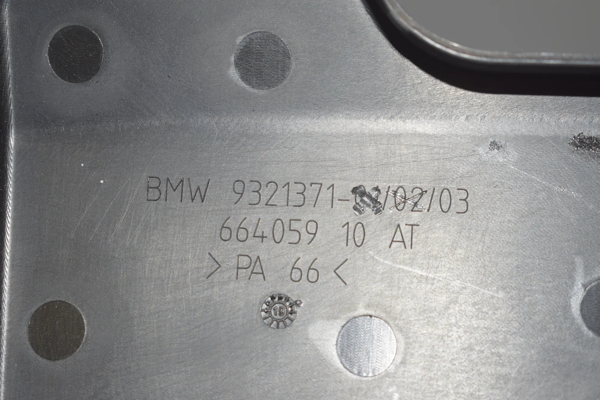 Other Interior Parts – OEM 9321371 · BMW 2 Gran Tourer (F46) 218 d 2019 – 4