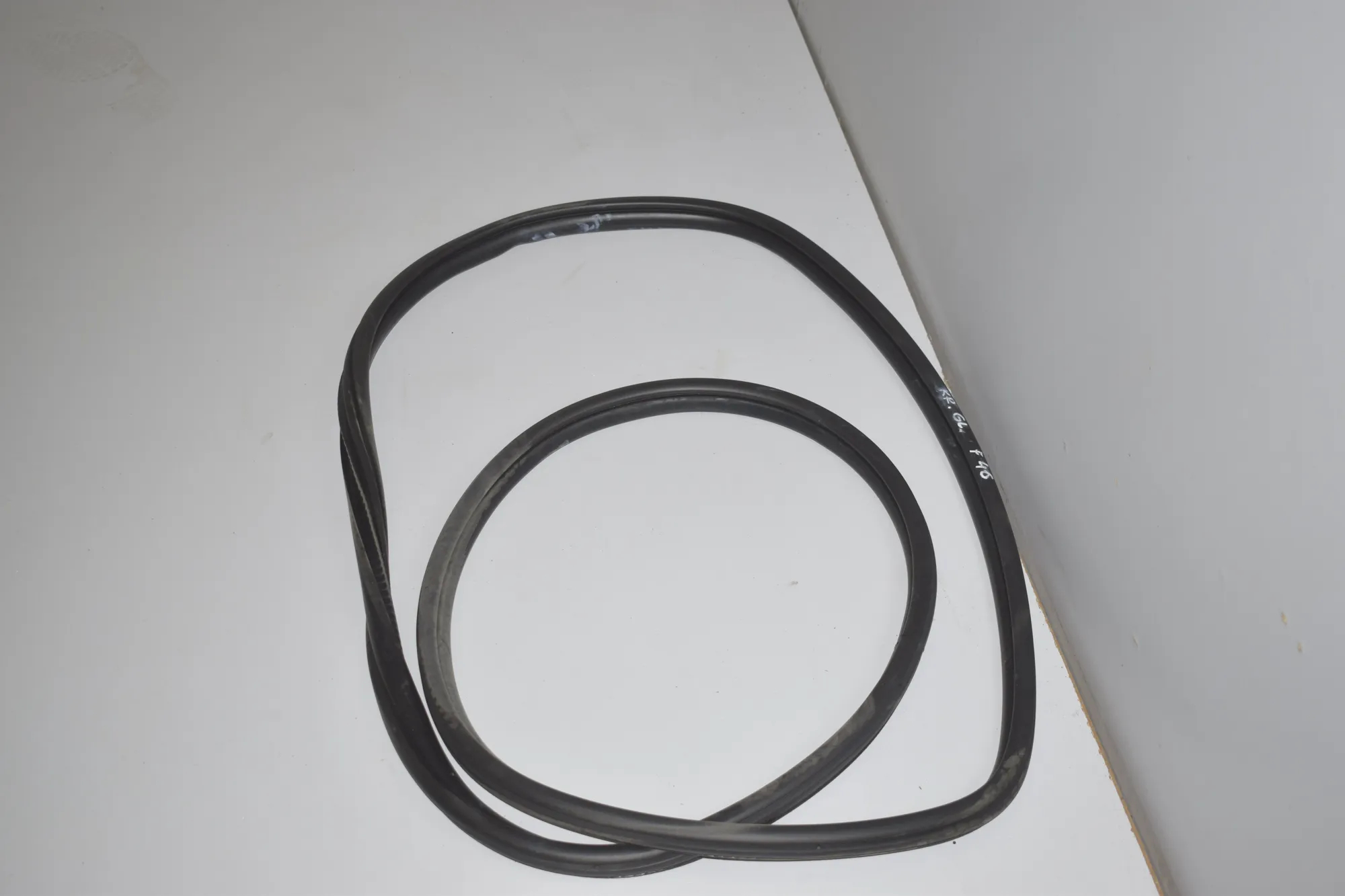 Rear Left Door Seal Rubber – OEM 7316818 · BMW 2 Gran Tourer (F46) 218 d 2019 – 4