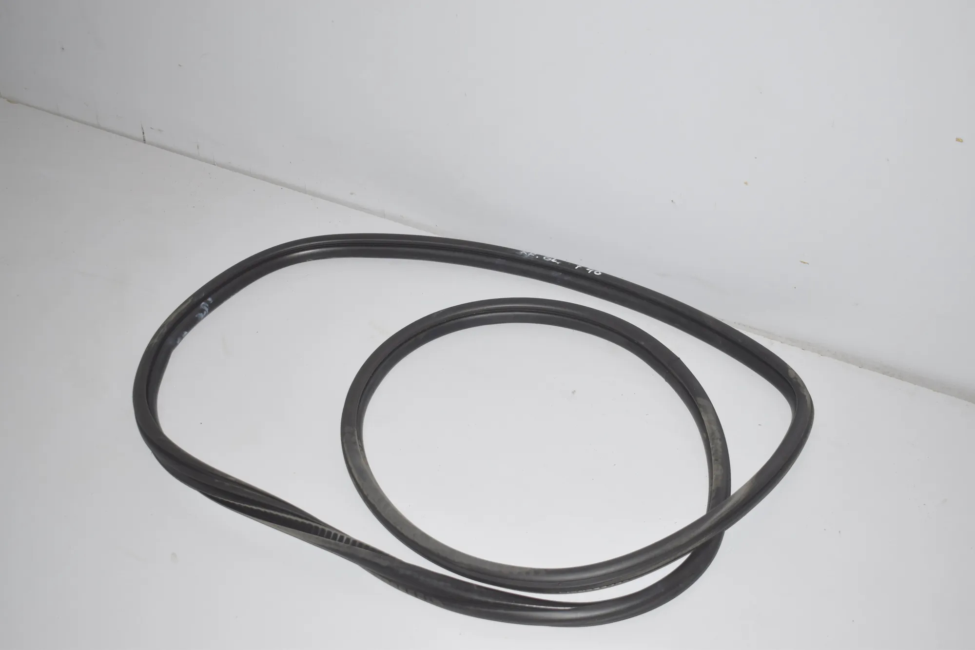 Rear Left Door Seal Rubber – OEM 7316818 · BMW 2 Gran Tourer (F46) 218 d 2019 – 3