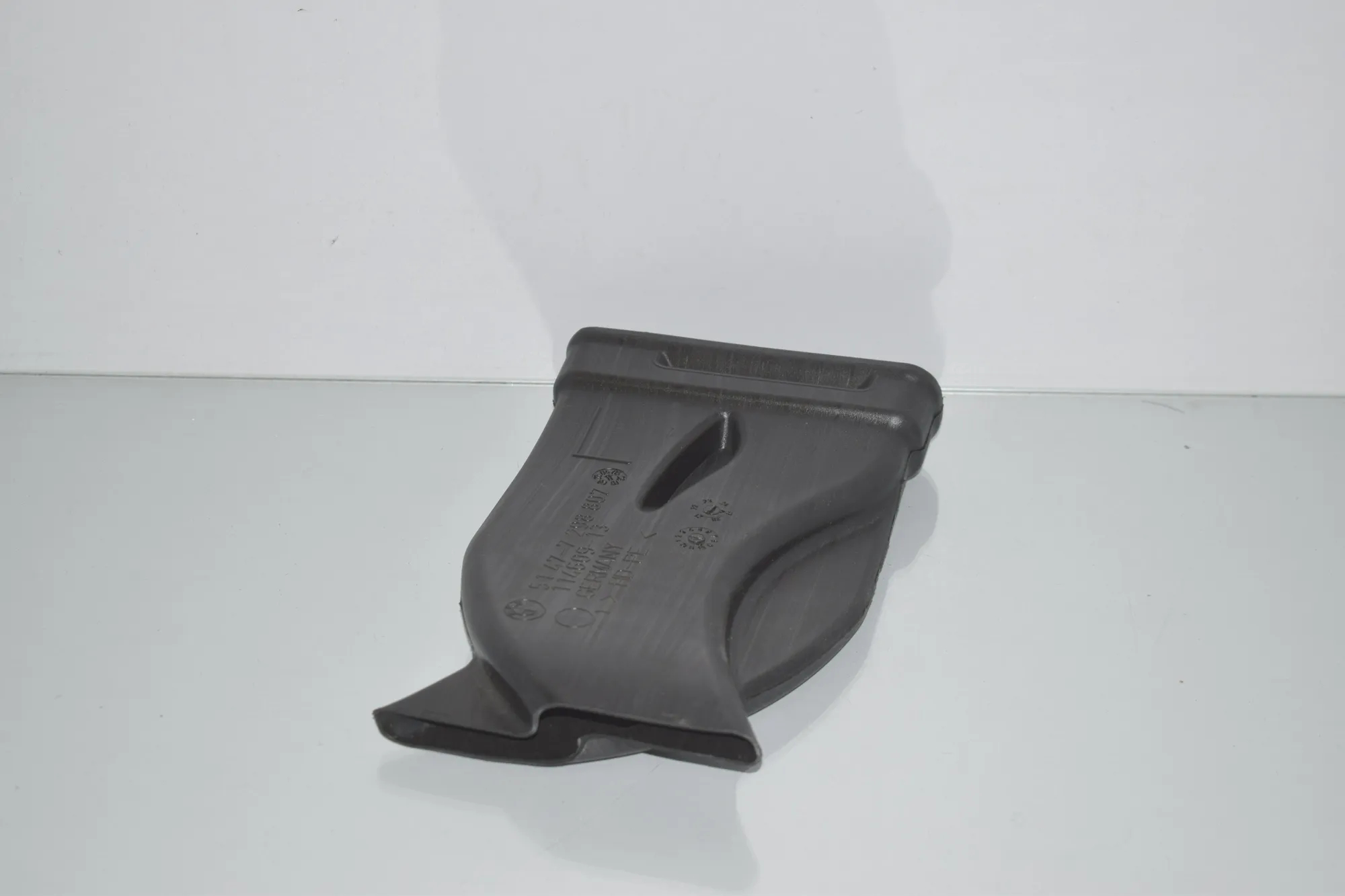 Interior Air Duct Channel – OEM 7298807 · BMW 2 Gran Tourer (F46) 218 d 2019
