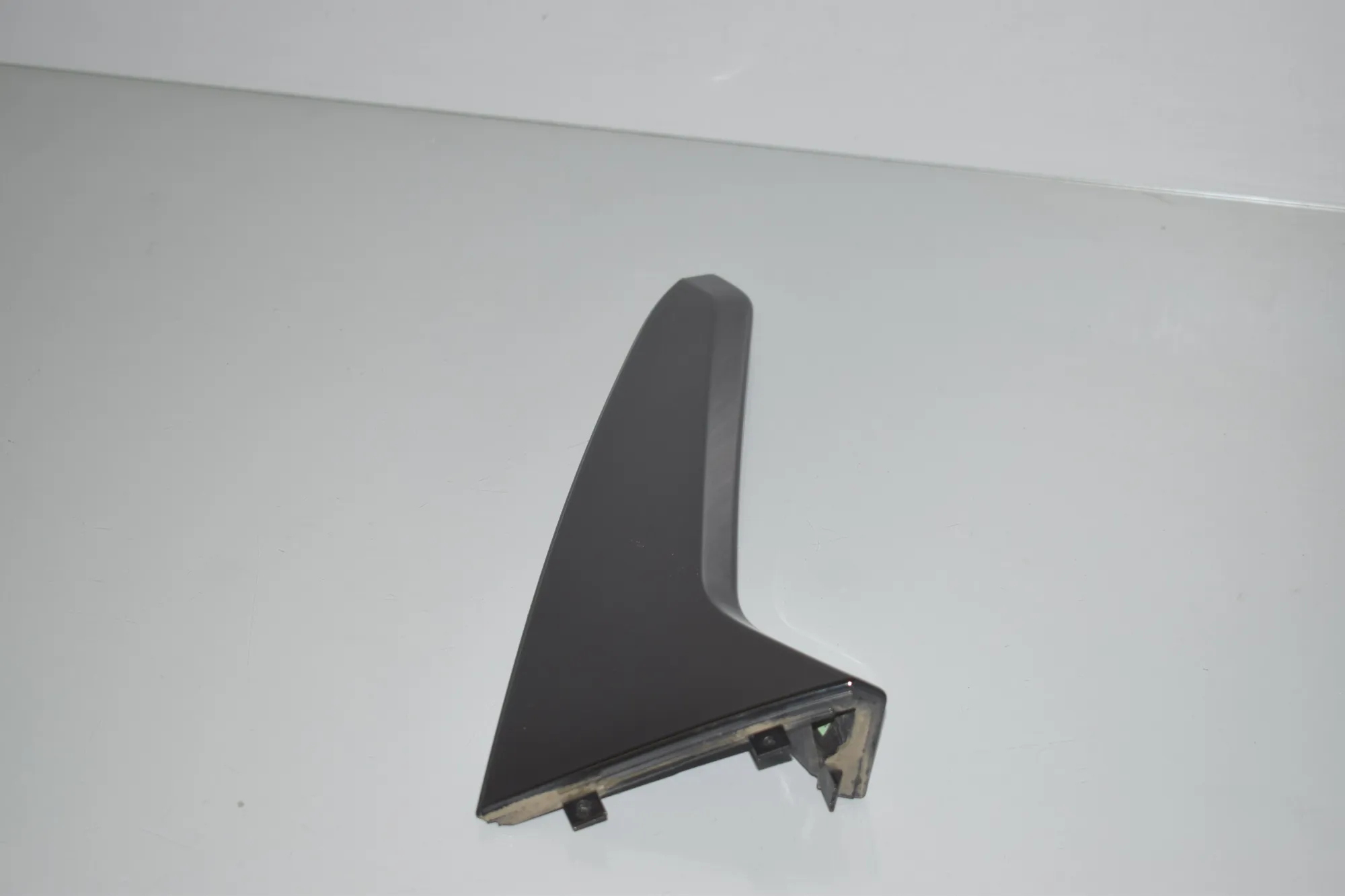 Other Trim Parts – OEM 7364776 · BMW 2 Gran Tourer (F46) 218 d 2019 – 4