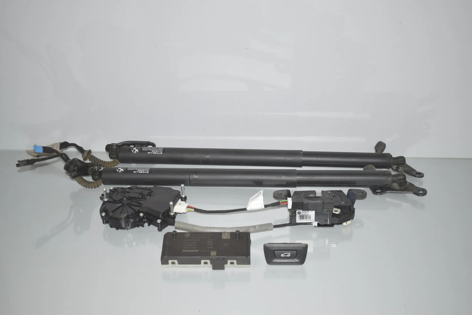 Electric Tailgate Opening Kit – OEM 9451483 · BMW 2 Gran Tourer (F46) 218 d 2019 – 2