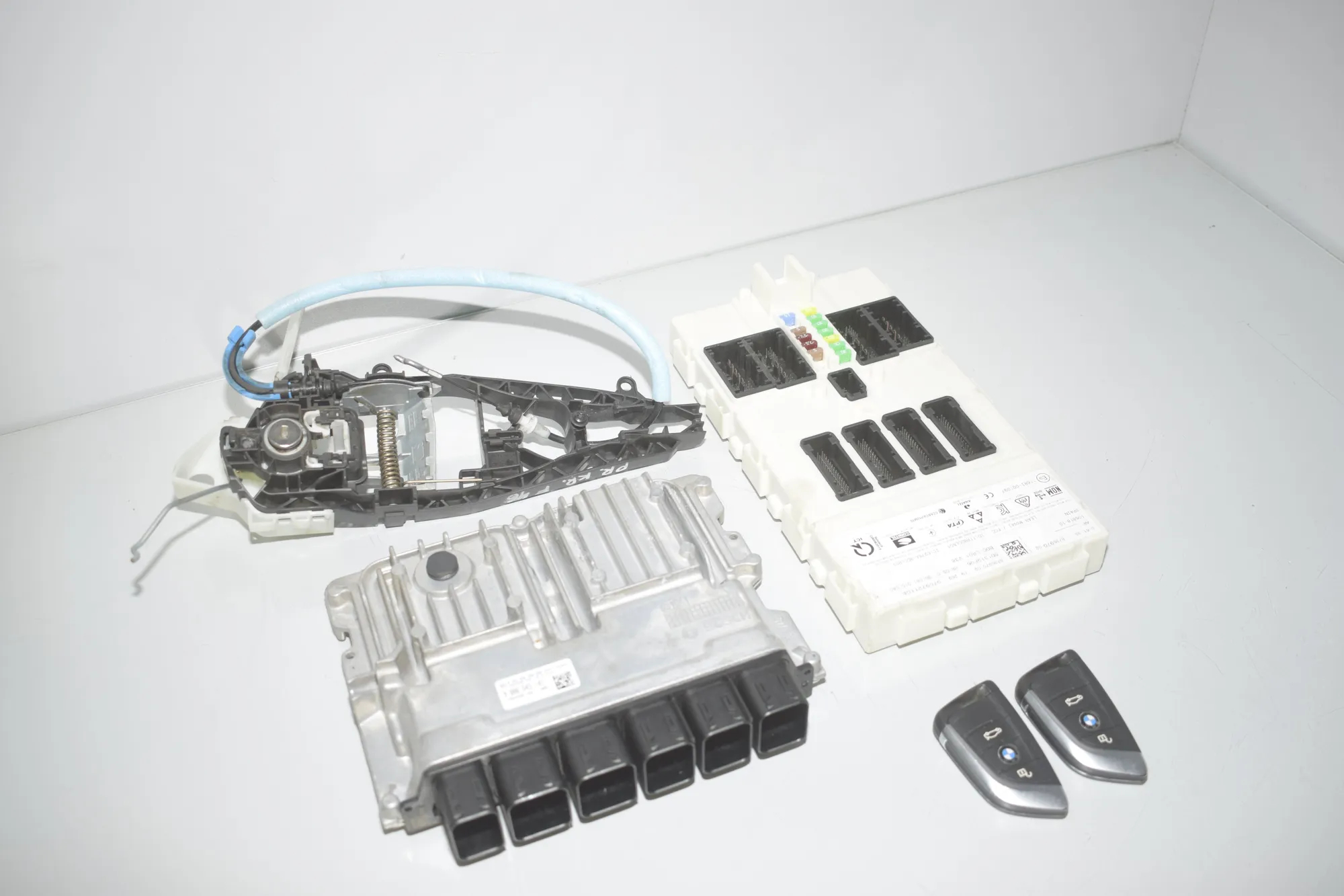 Engine Ignition ECU Set – OEM 8736970 · BMW 2 Gran Tourer (F46) 218 d 2019 – 3