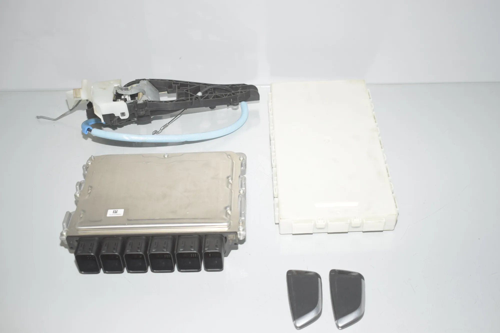 Engine Ignition ECU Set – OEM 8736970 · BMW 2 Gran Tourer (F46) 218 d 2019 – 4