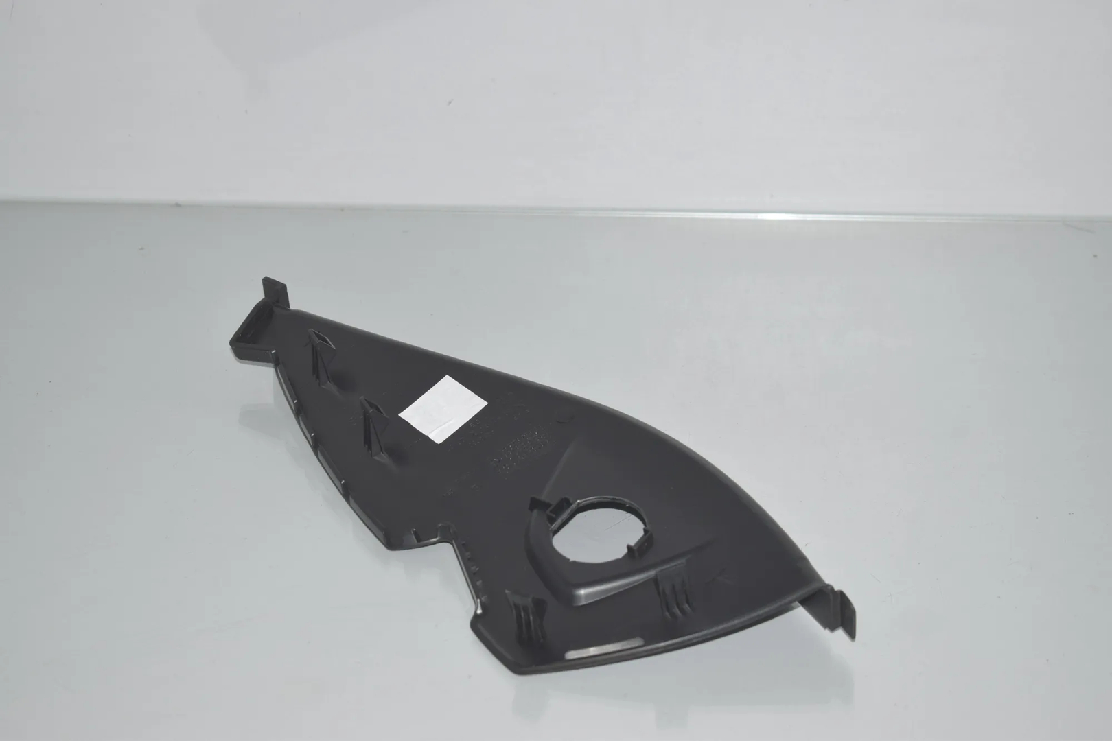 Dashboard Side Trim – OEM 9262980 · BMW 2 Gran Tourer (F46) 218 d 2019 – 2