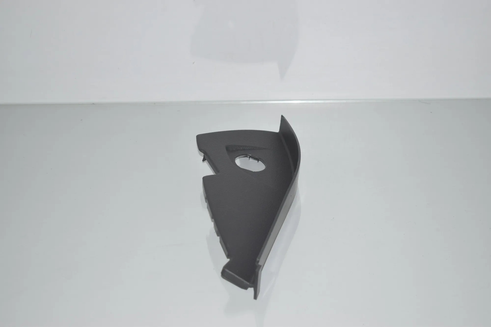 Dashboard Side Trim – OEM 9262980 · BMW 2 Gran Tourer (F46) 218 d 2019 – 3