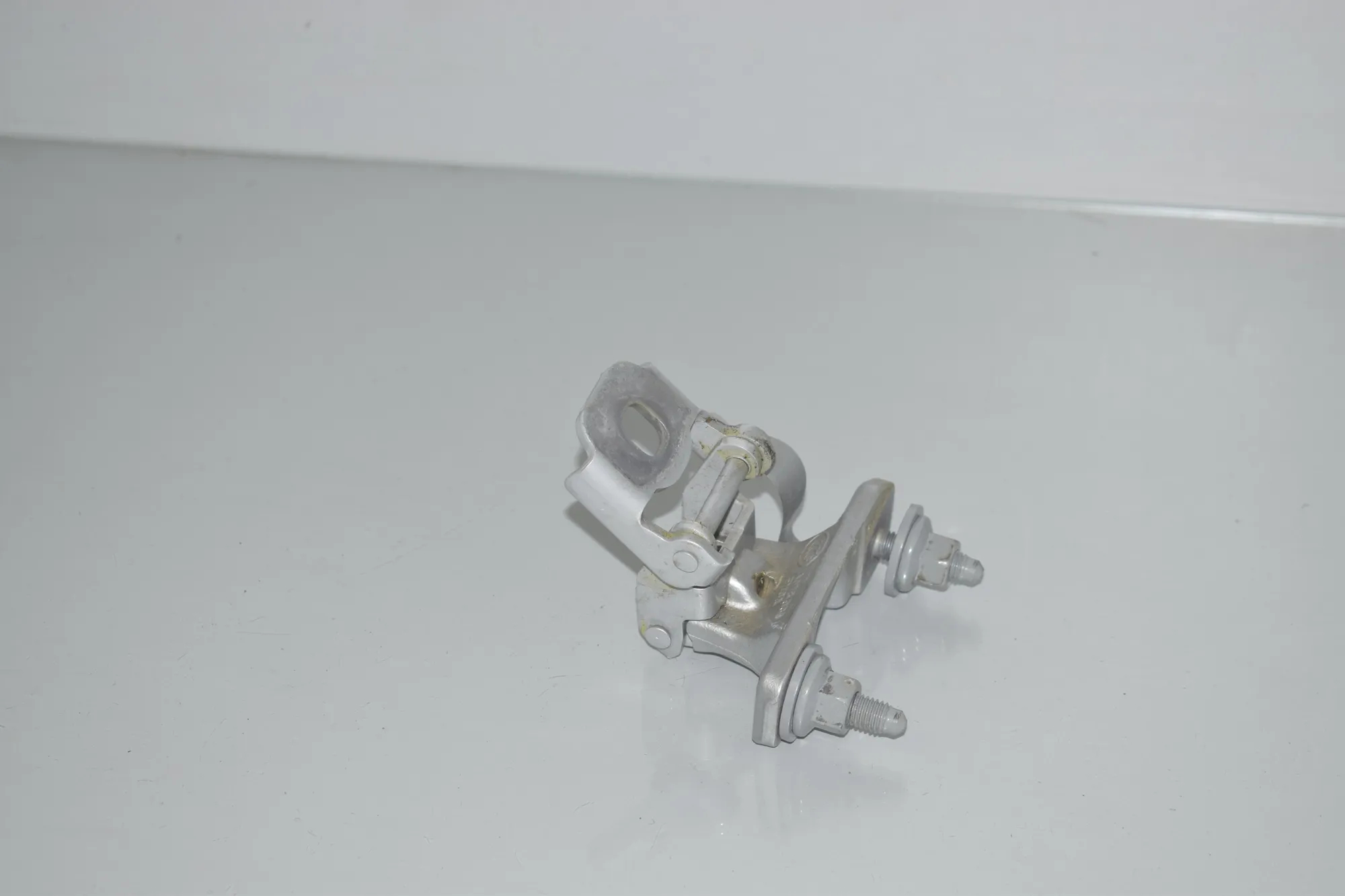 Left Side Bootlid Hinge – OEM 7318931 · BMW 2 Gran Tourer (F46) 218 d 2019 – 2