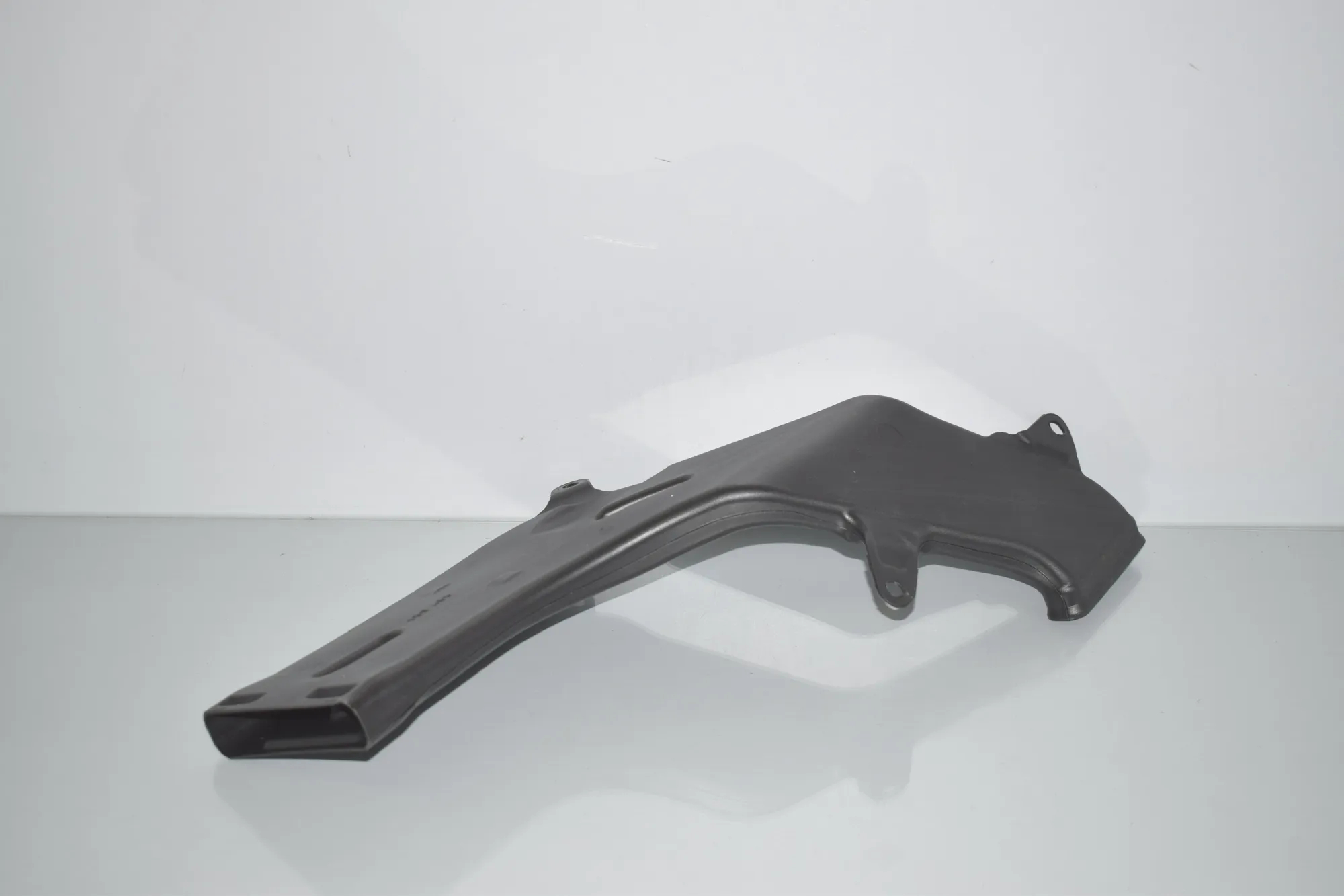 Interior Air Duct Channel – OEM 7307882 · BMW 2 Gran Tourer (F46) 218 d 2019 – 3