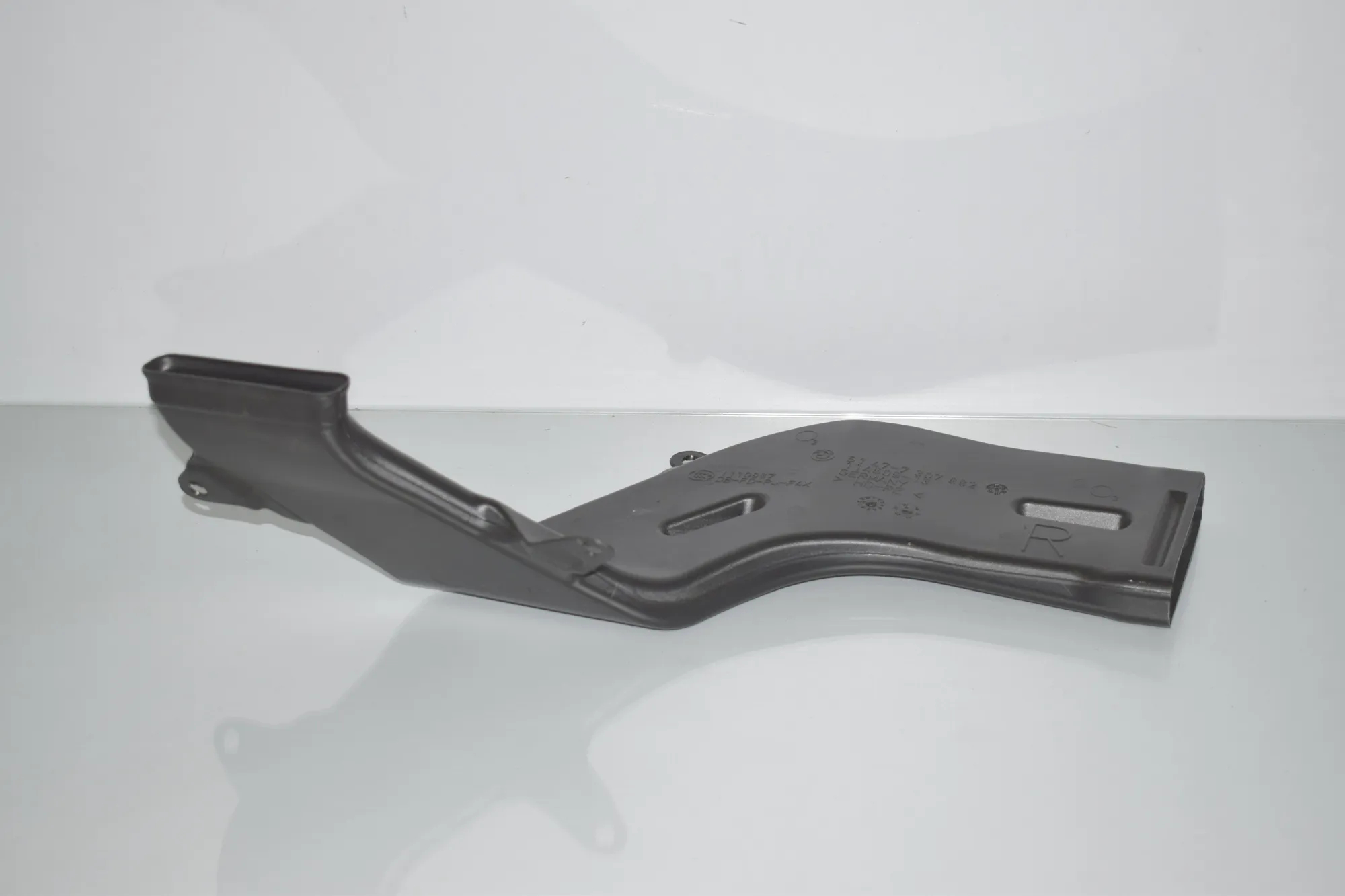 Interior Air Duct Channel – OEM 7307882 · BMW 2 Gran Tourer (F46) 218 d 2019