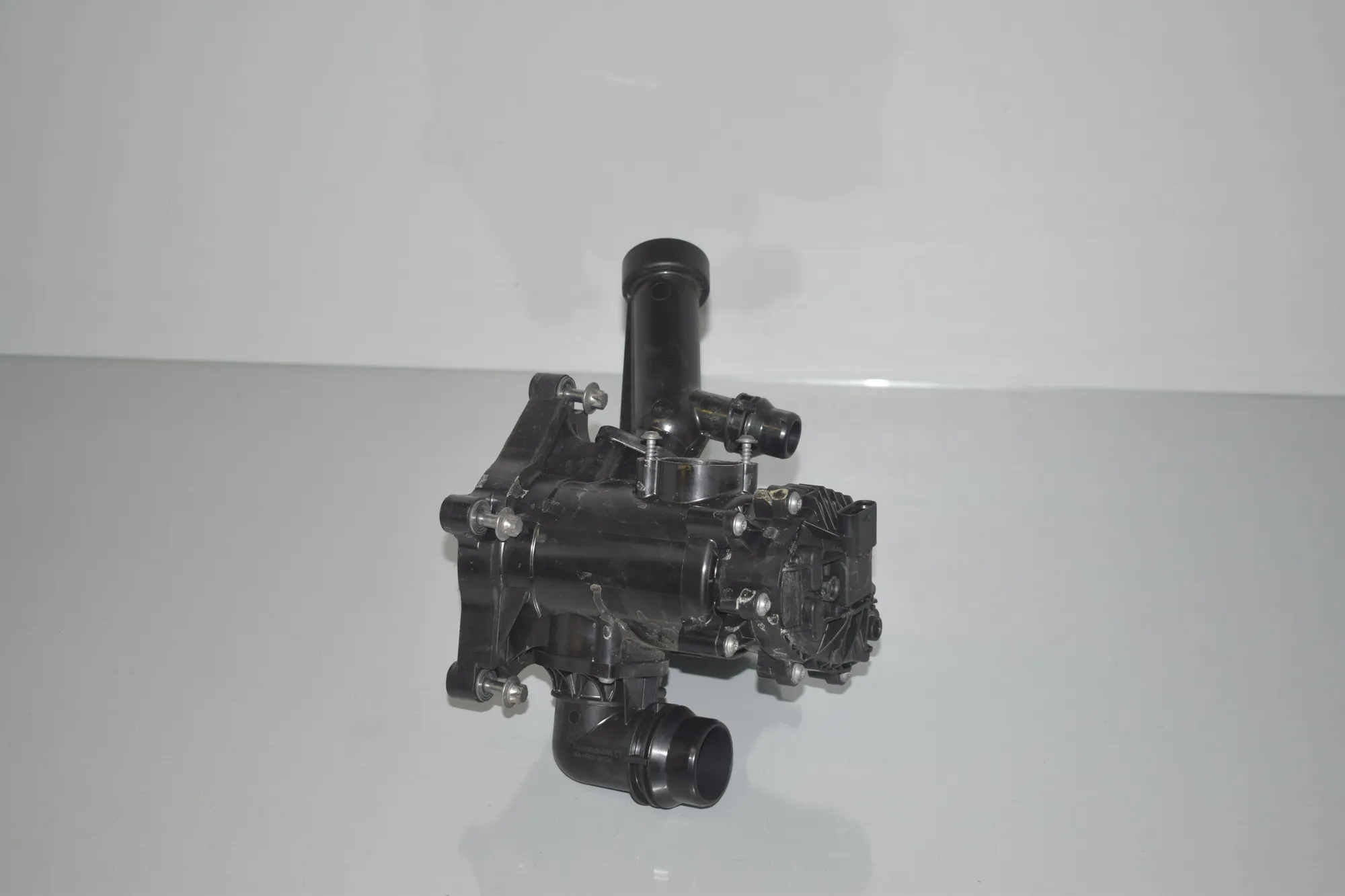 Electric Coolant Heater – OEM 8642559 · BMW 5 (G30) BMW 5 (G30) 540 i 2020 – 4