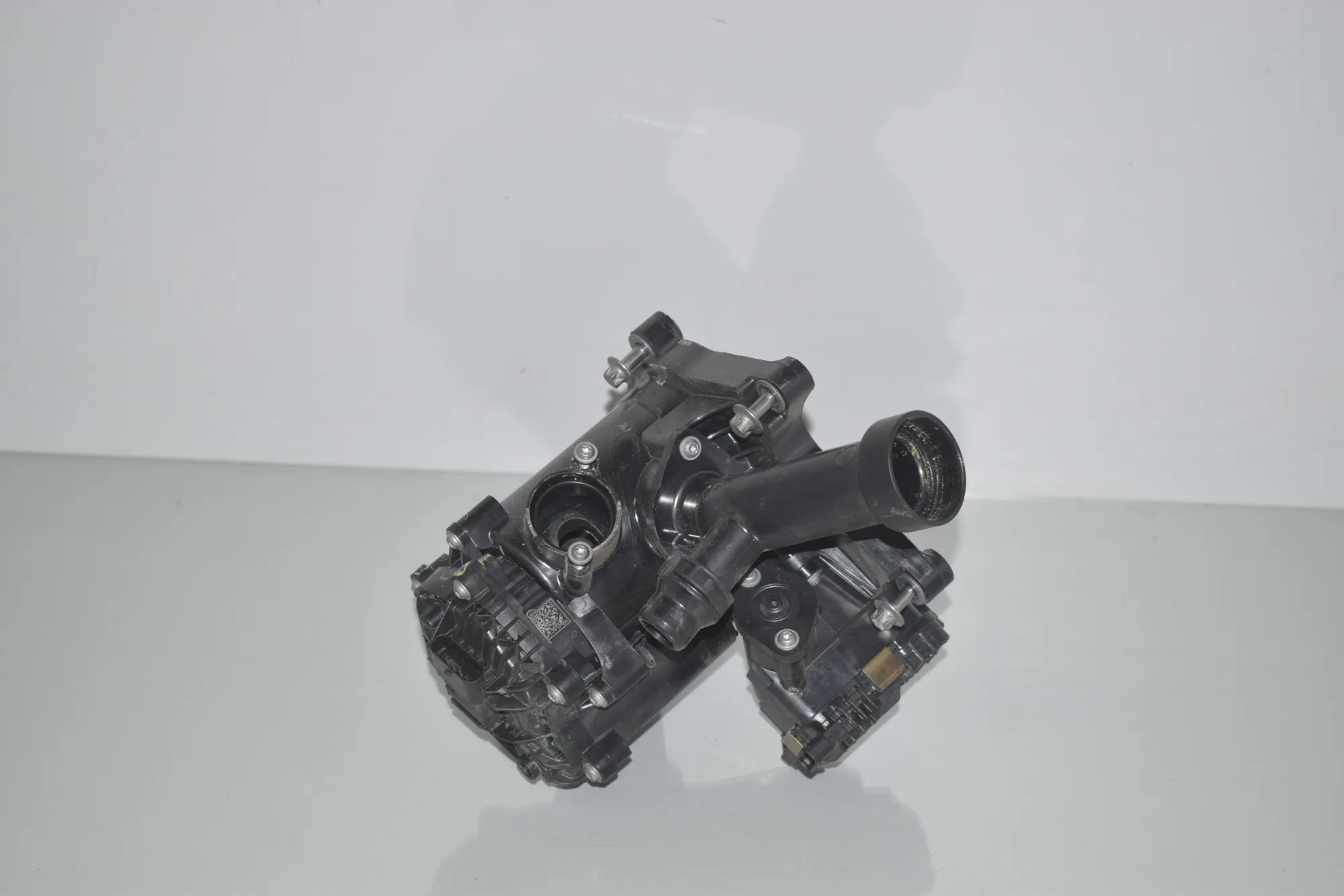 Electric Coolant Heater – OEM 8642559 · BMW 5 (G30) BMW 5 (G30) 540 i 2020 – 2
