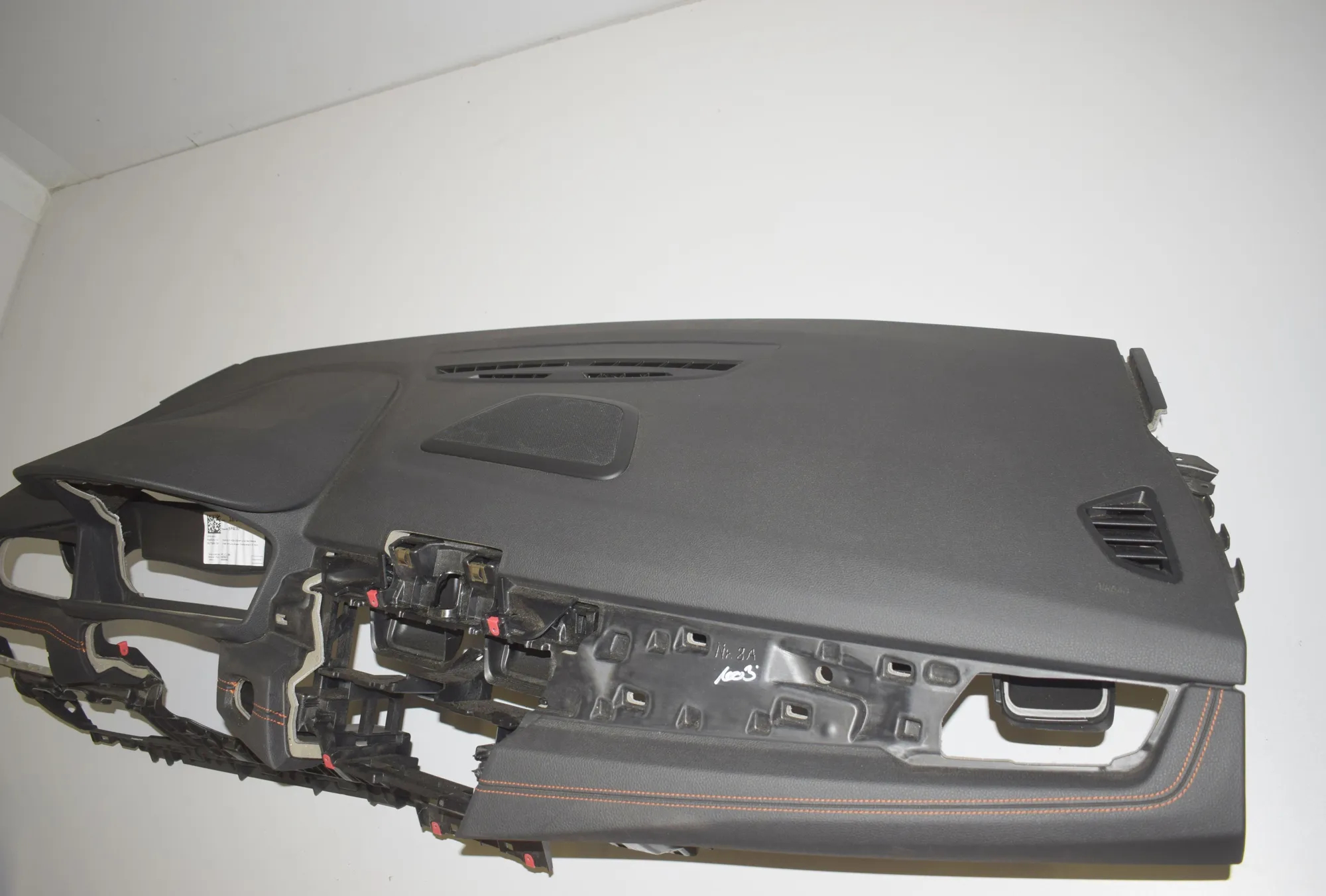 Dashboard – OEM 9870616 · BMW 2 Gran Tourer (F46) 218 d 2019 – 5