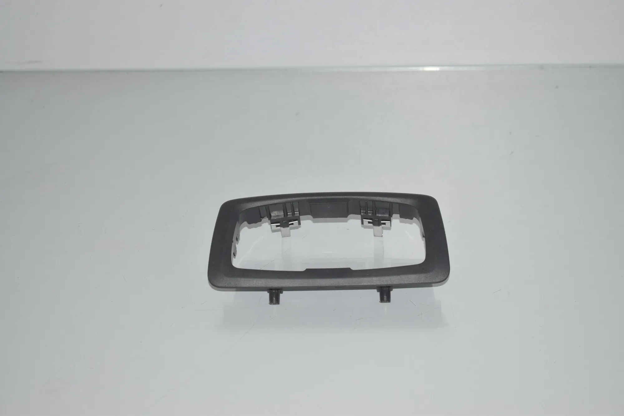Headlight Switch Trim – OEM 9262959 · BMW 2 Gran Tourer (F46) 218 d 2019