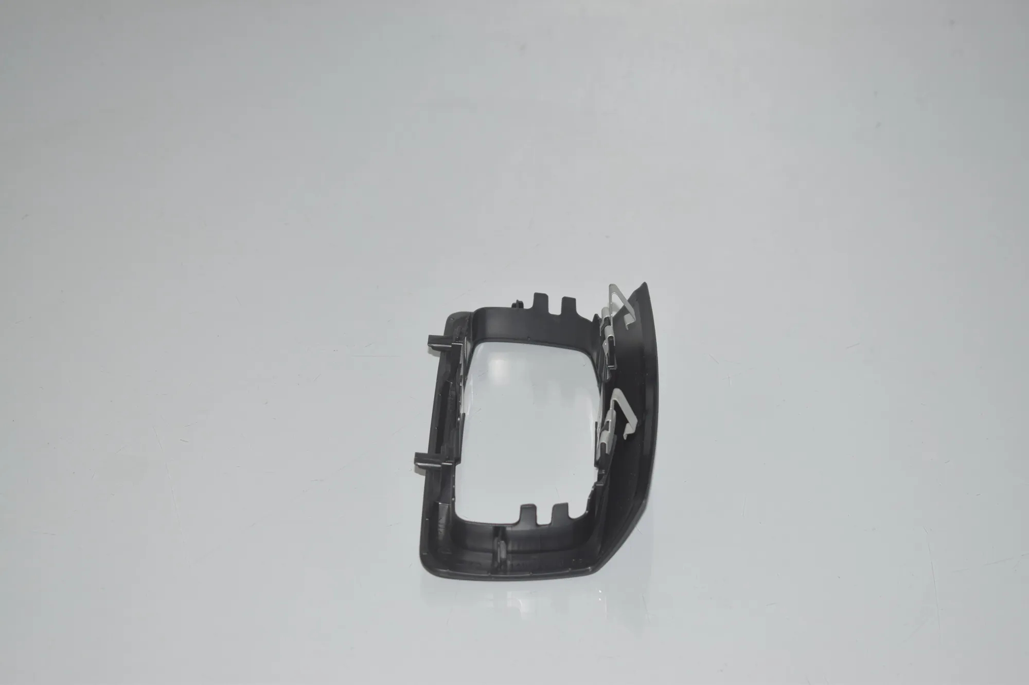 Headlight Switch Trim – OEM 9262959 · BMW 2 Gran Tourer (F46) 218 d 2019 – 3