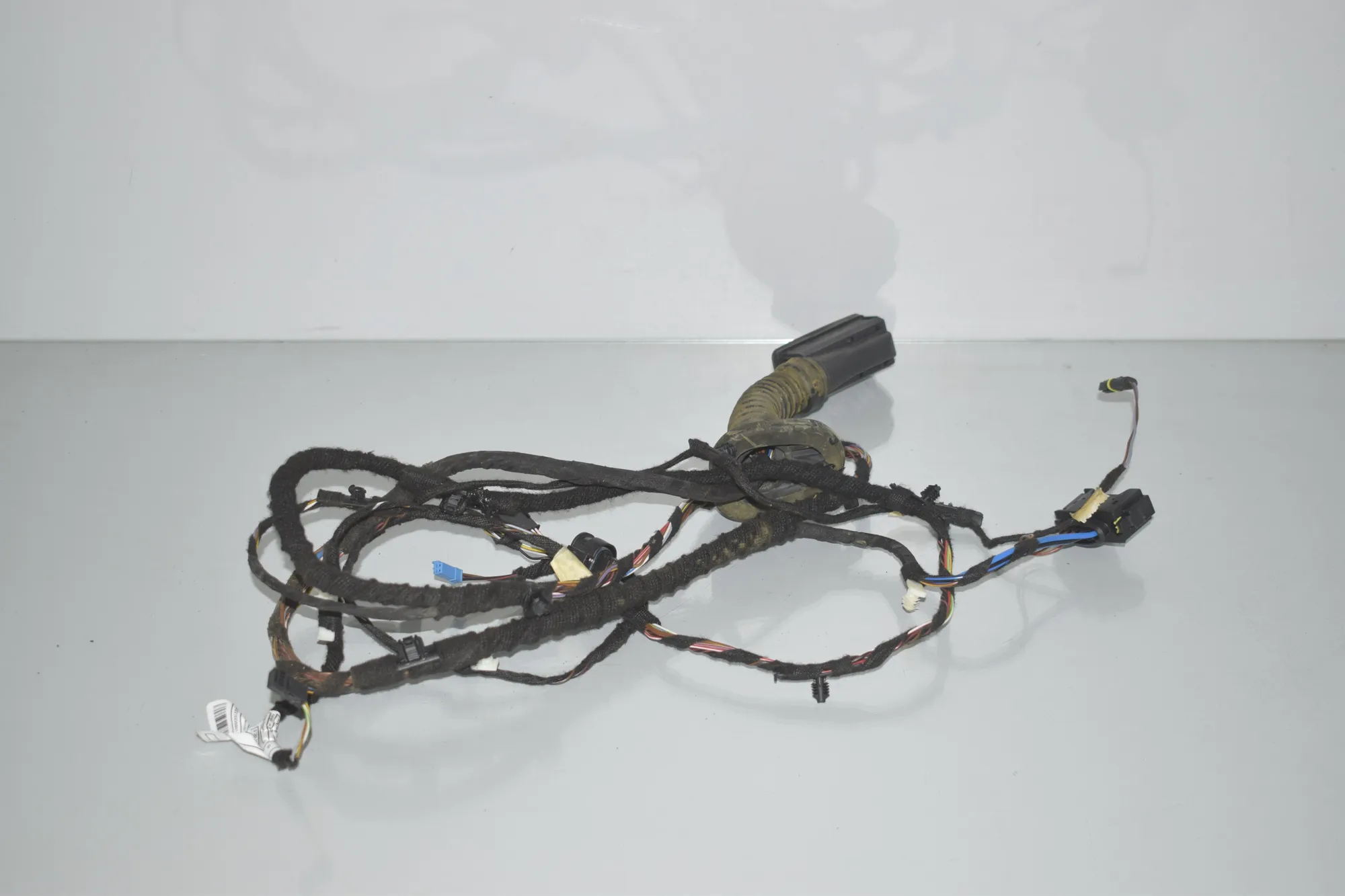 Rear Left Door Wiring – OEM 9389330 · BMW 2 Gran Tourer (F46) 218 d 2019 – 2