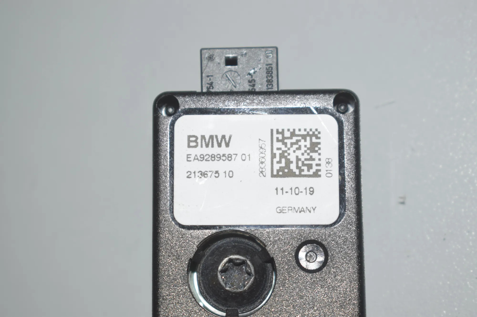 Antenna – OEM 9289587 · BMW 2 Gran Tourer (F46) 218 d 2019 – 5
