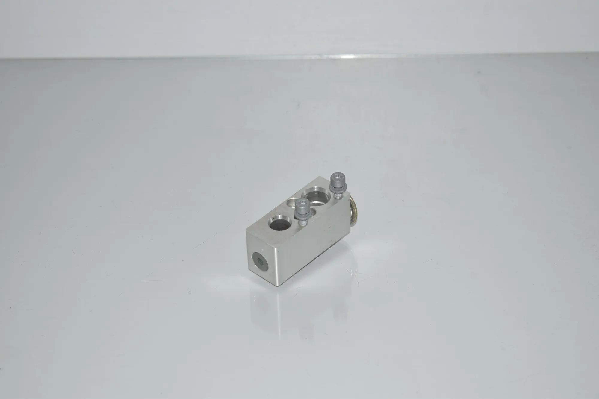A/C Conditioner Expansion Valve – OEM 6845415 · BMW 2 Gran Tourer (F46) 218 d 2019 – 4