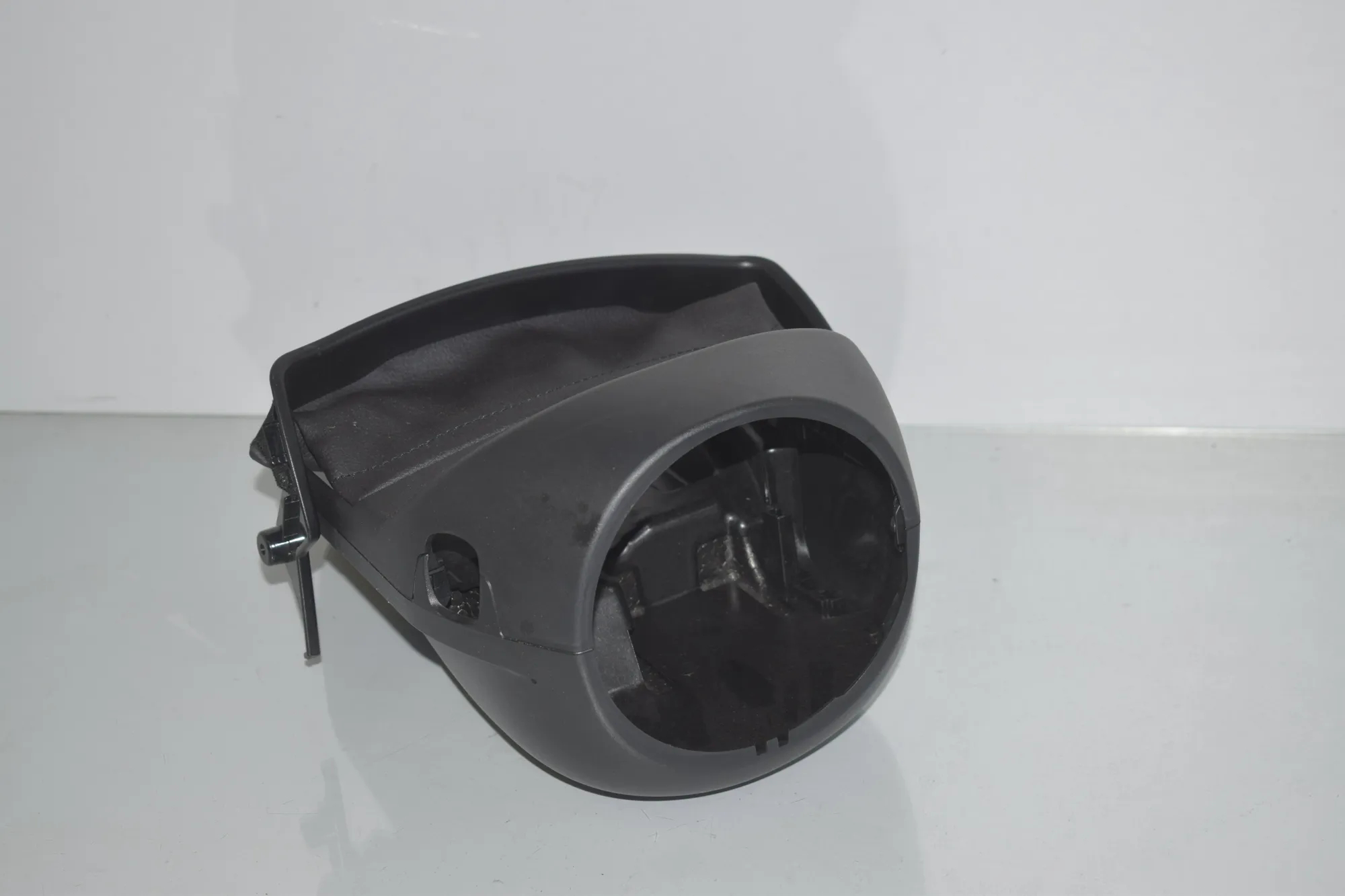 Steering Mechanism Trim – OEM 9263344 · BMW 2 Gran Tourer (F46) 218 d 2019 – 5