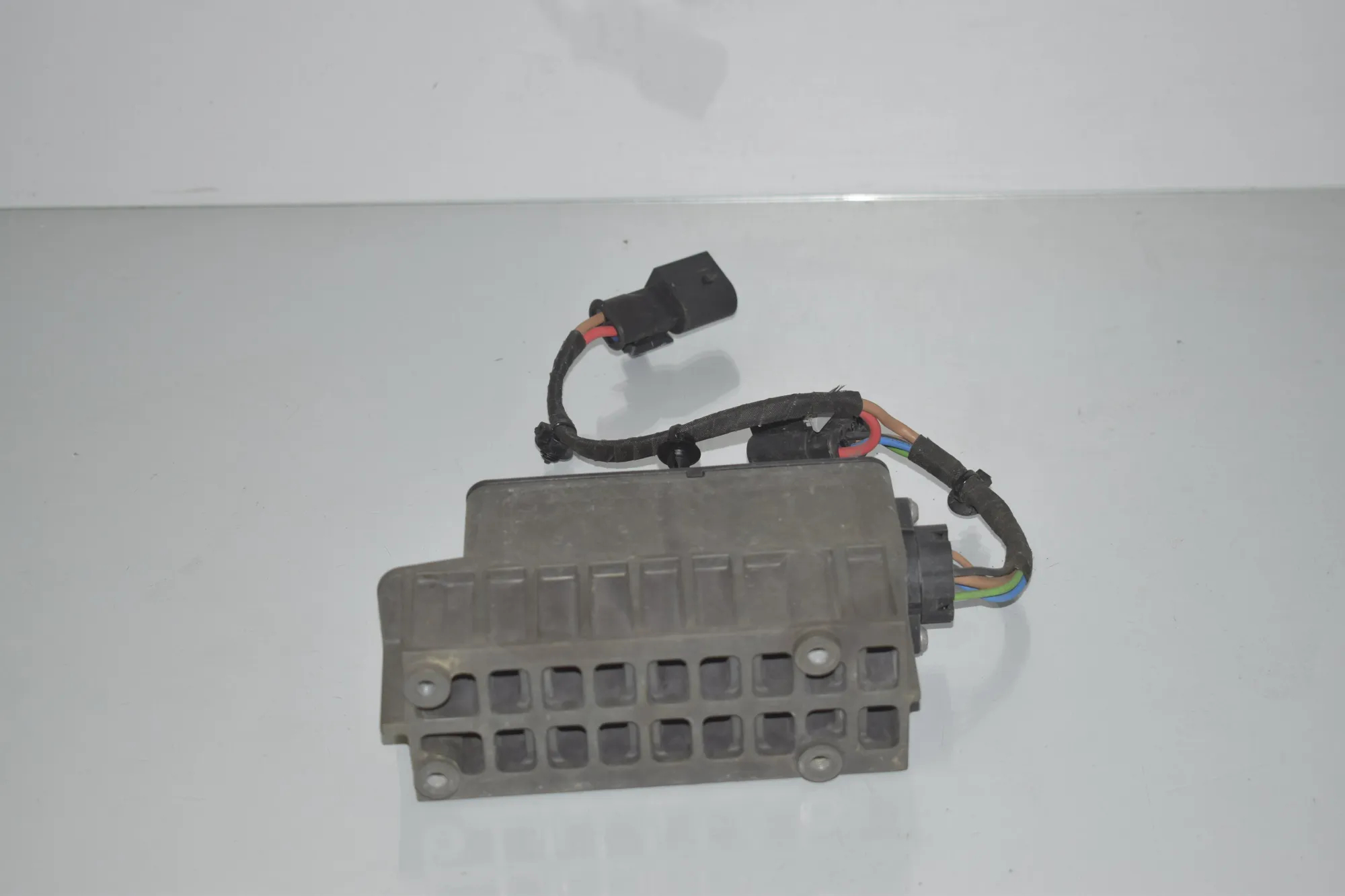 Other Control Units – OEM 8597047 · BMW 2 Gran Tourer (F46) 218 d 2019 – 2