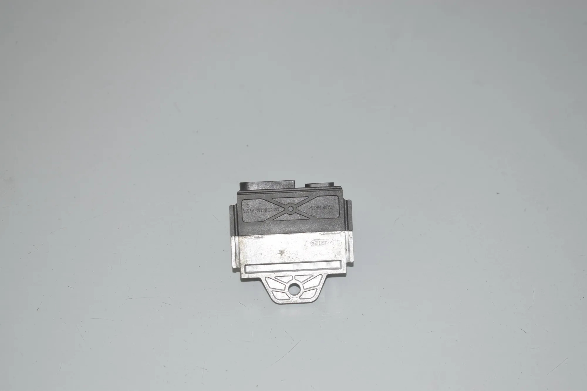 Spark Glow Plug – OEM 8596873 · BMW 2 Gran Tourer (F46) 218 d 2019 – 5