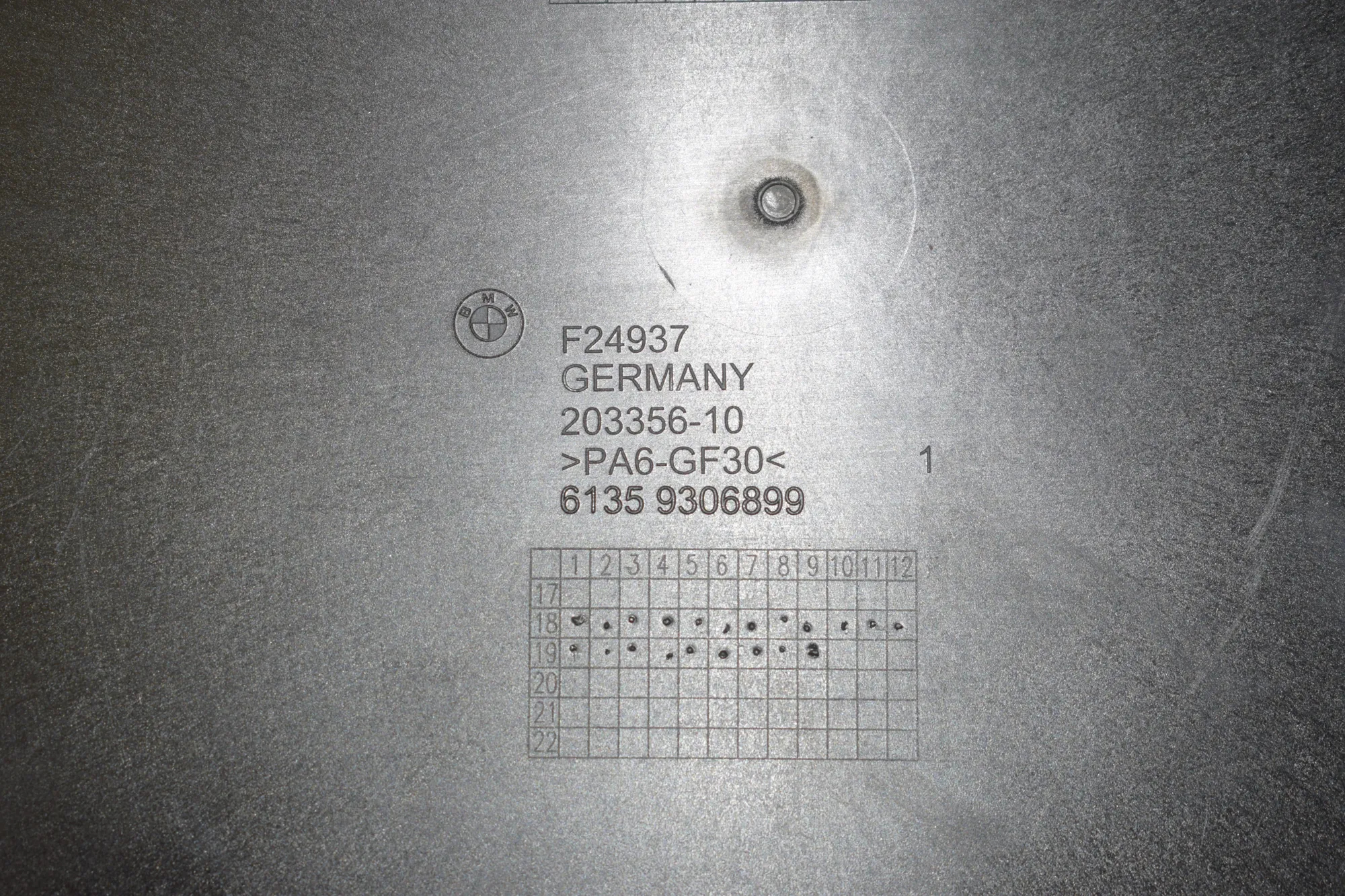 Other Body Parts – OEM 9306899 · BMW 2 Gran Tourer (F46) 218 d 2019 – 5