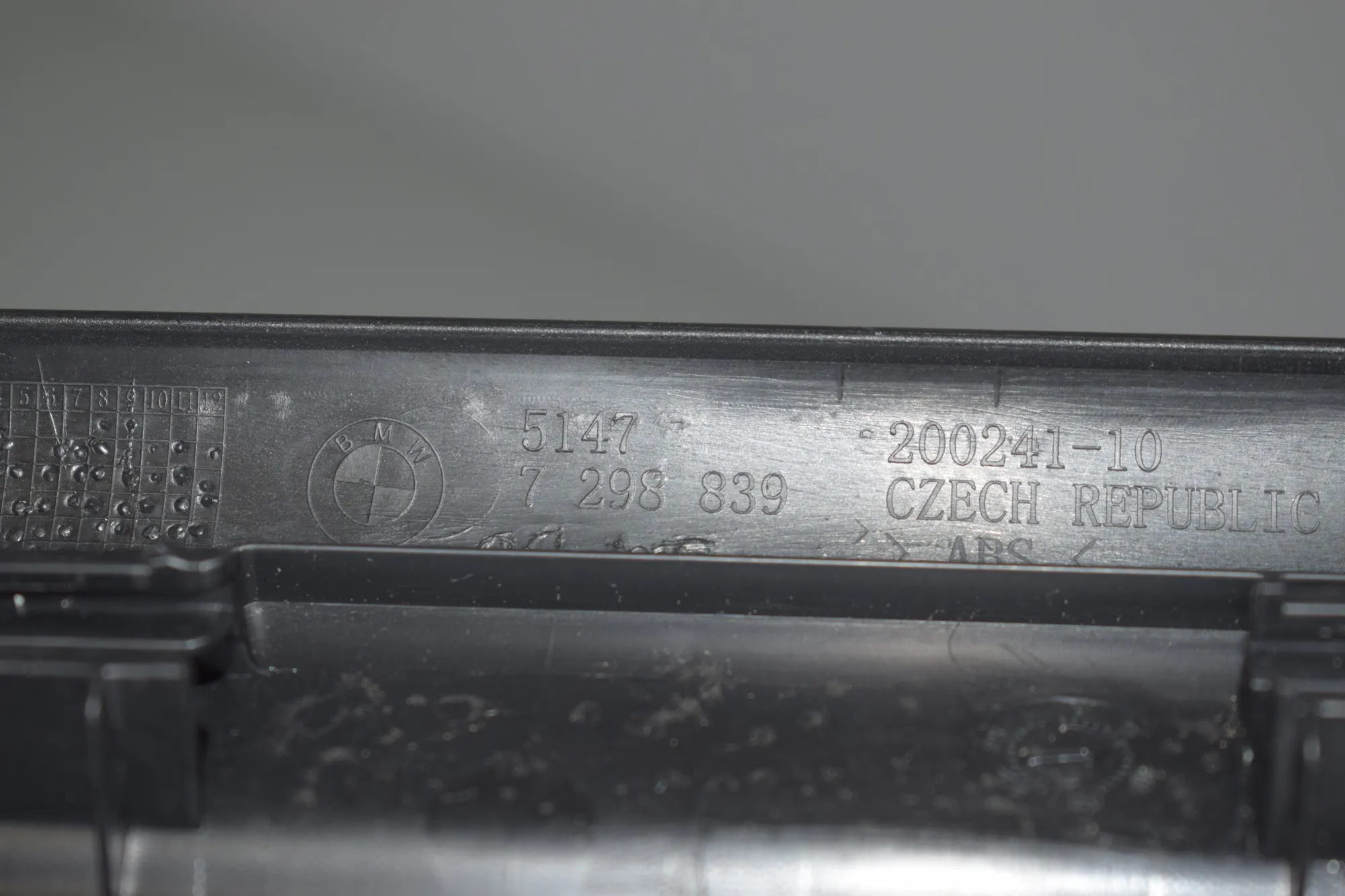 Other Interior Parts – OEM 7298839 · BMW 2 Gran Tourer (F46) 218 d 2019 – 5