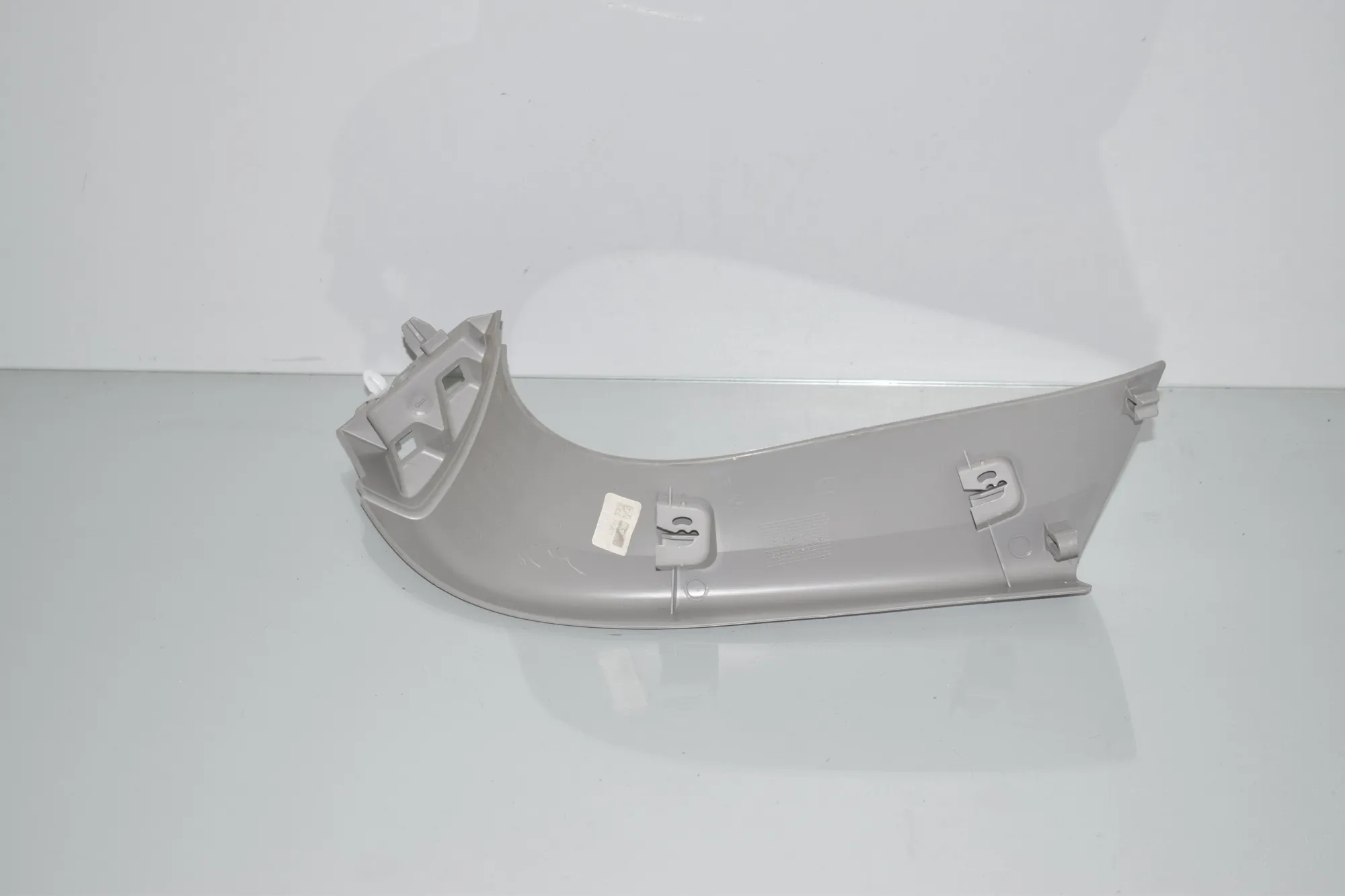 Tailgate Bootlid Cover Trim – OEM 7318937 · BMW 2 Gran Tourer (F46) 218 d 2019 – 2