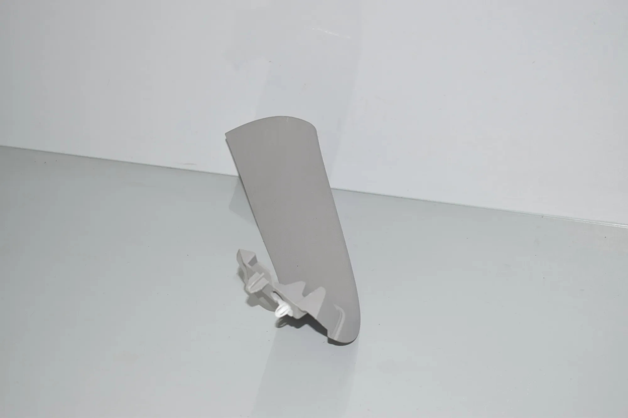 Tailgate Bootlid Cover Trim – OEM 7318938 · BMW 2 Gran Tourer (F46) 218 d 2019 – 3