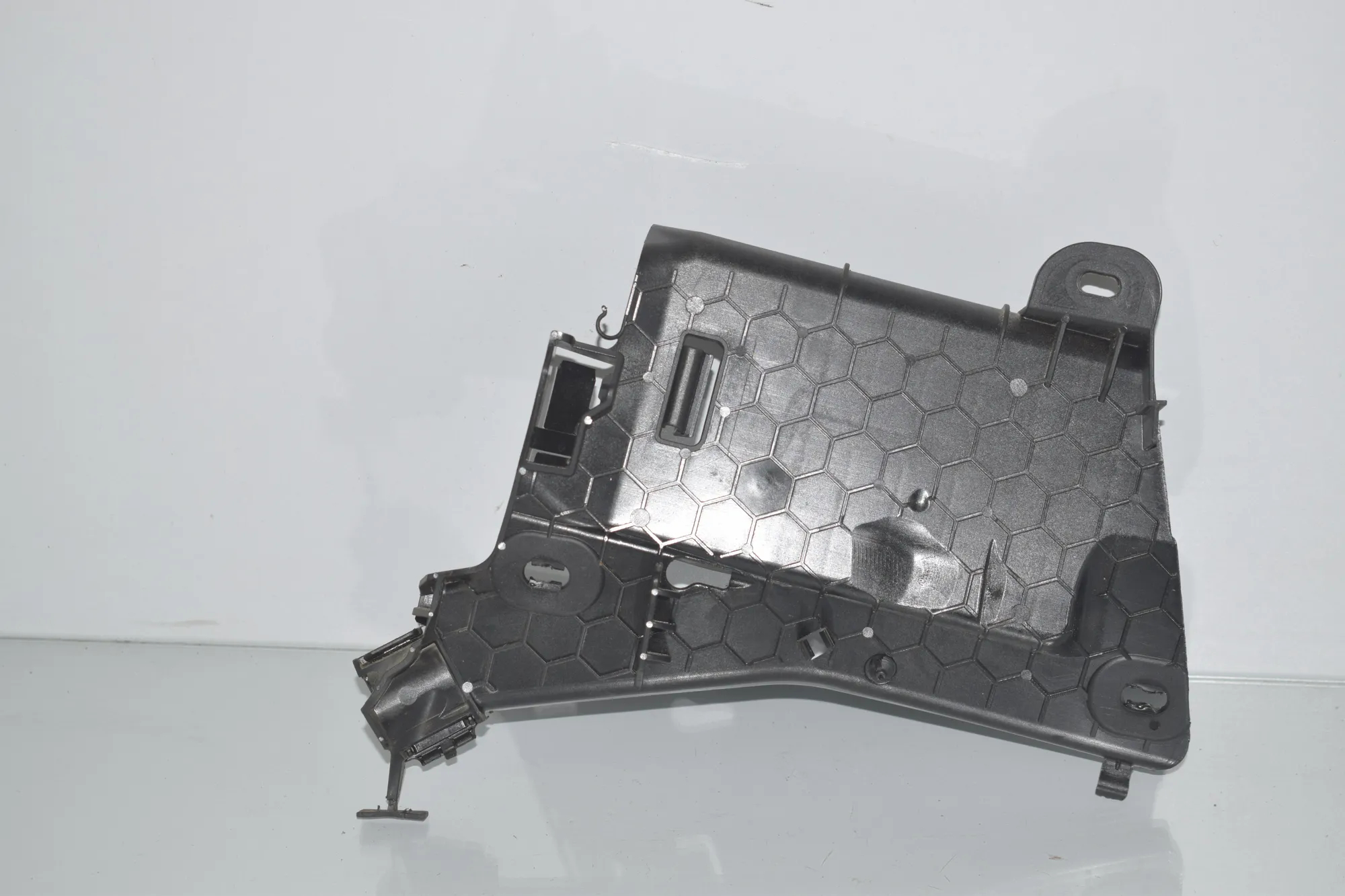 Other Body Parts – OEM 9332509 · BMW 2 Gran Tourer (F46) 218 d 2019 – 4