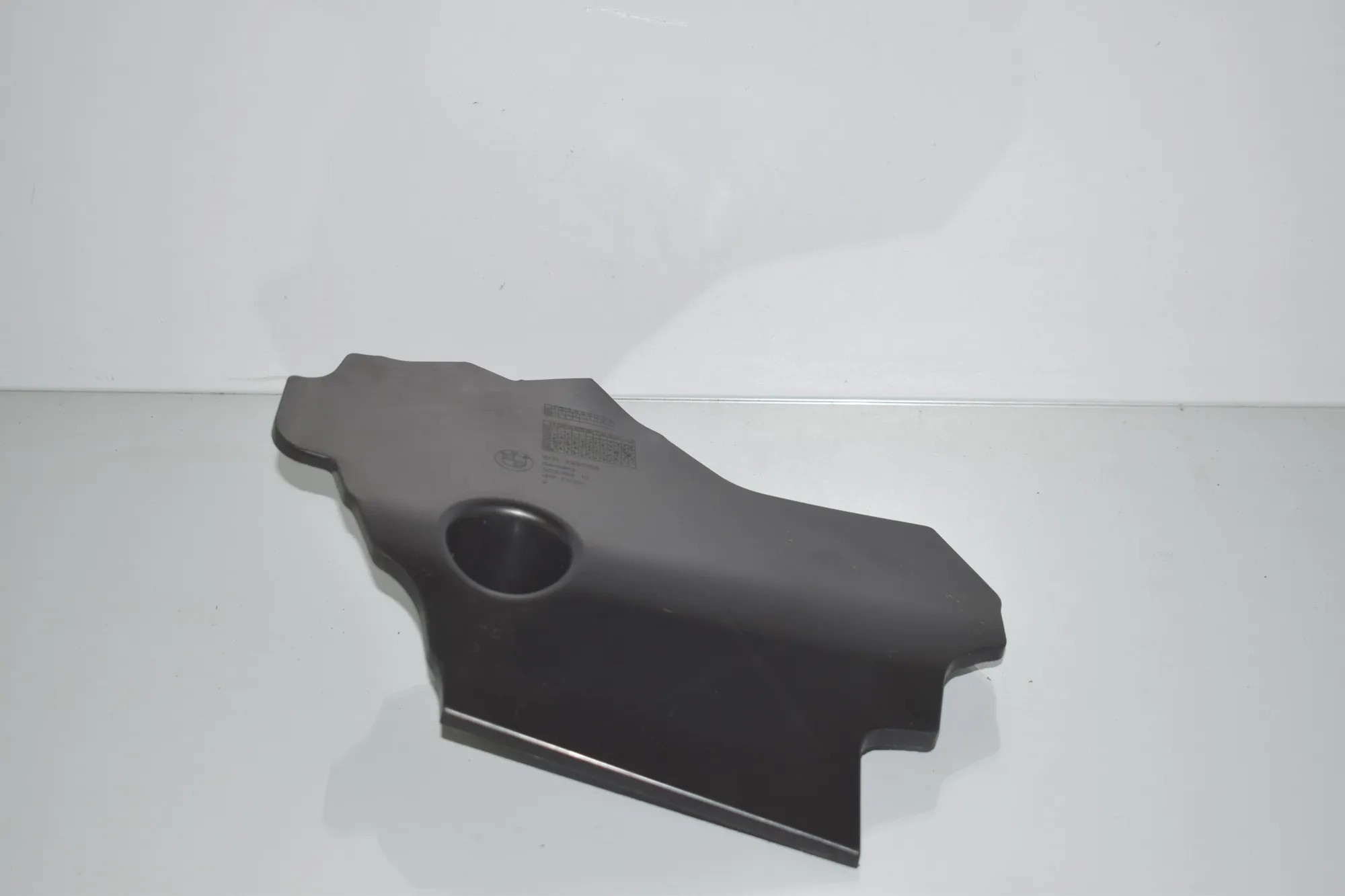 Other Engine Compartment Parts – OEM 7387166 · BMW 2 Gran Tourer (F46) 218 d 2019