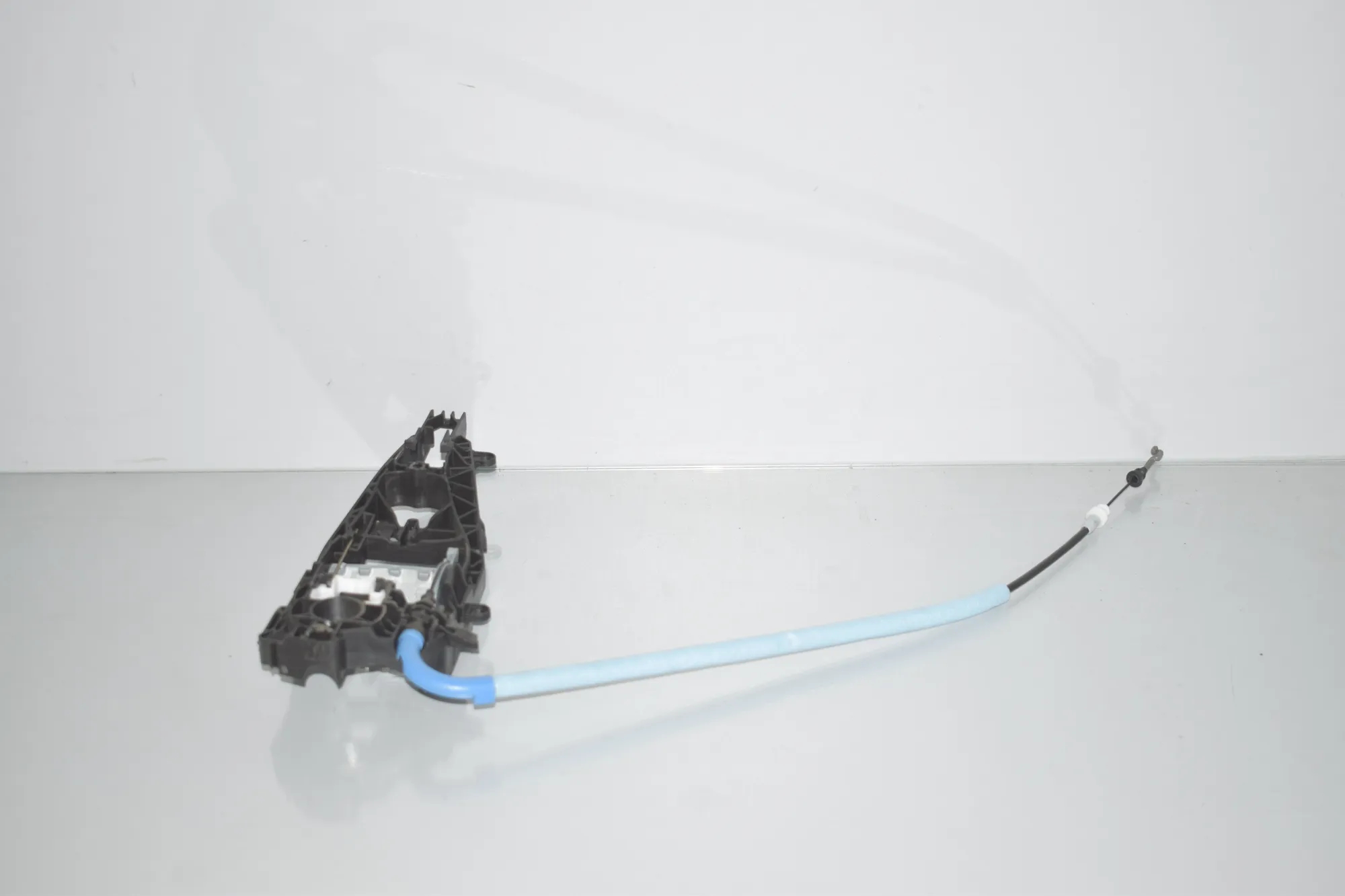 Rear Right Door Interior Handle Frame – OEM 7401210 · BMW 2 Gran Tourer (F46) 218 d 2019 – 4