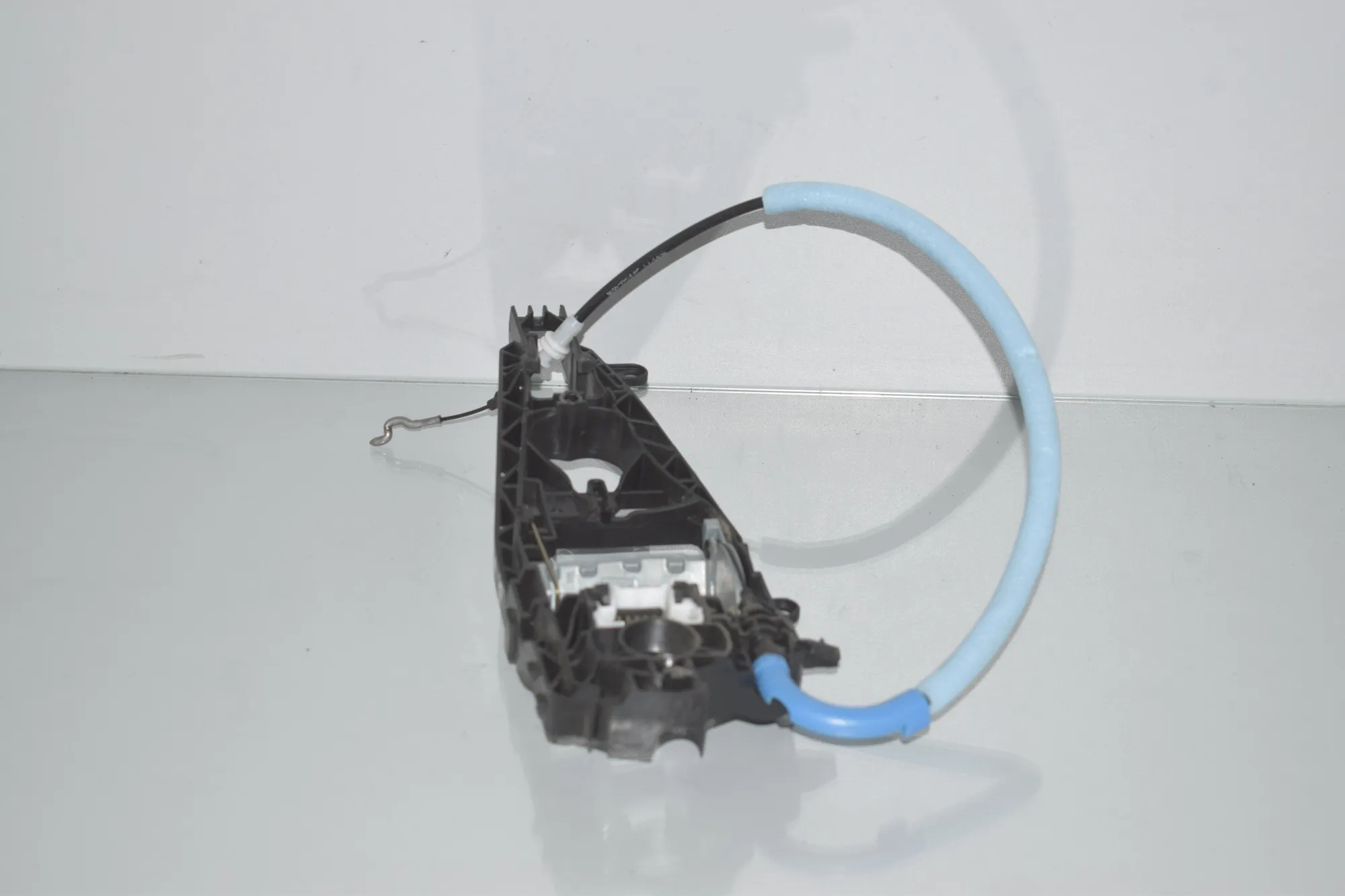 Rear Right Door Interior Handle Frame – OEM 7401210 · BMW 2 Gran Tourer (F46) 218 d 2019 – 3