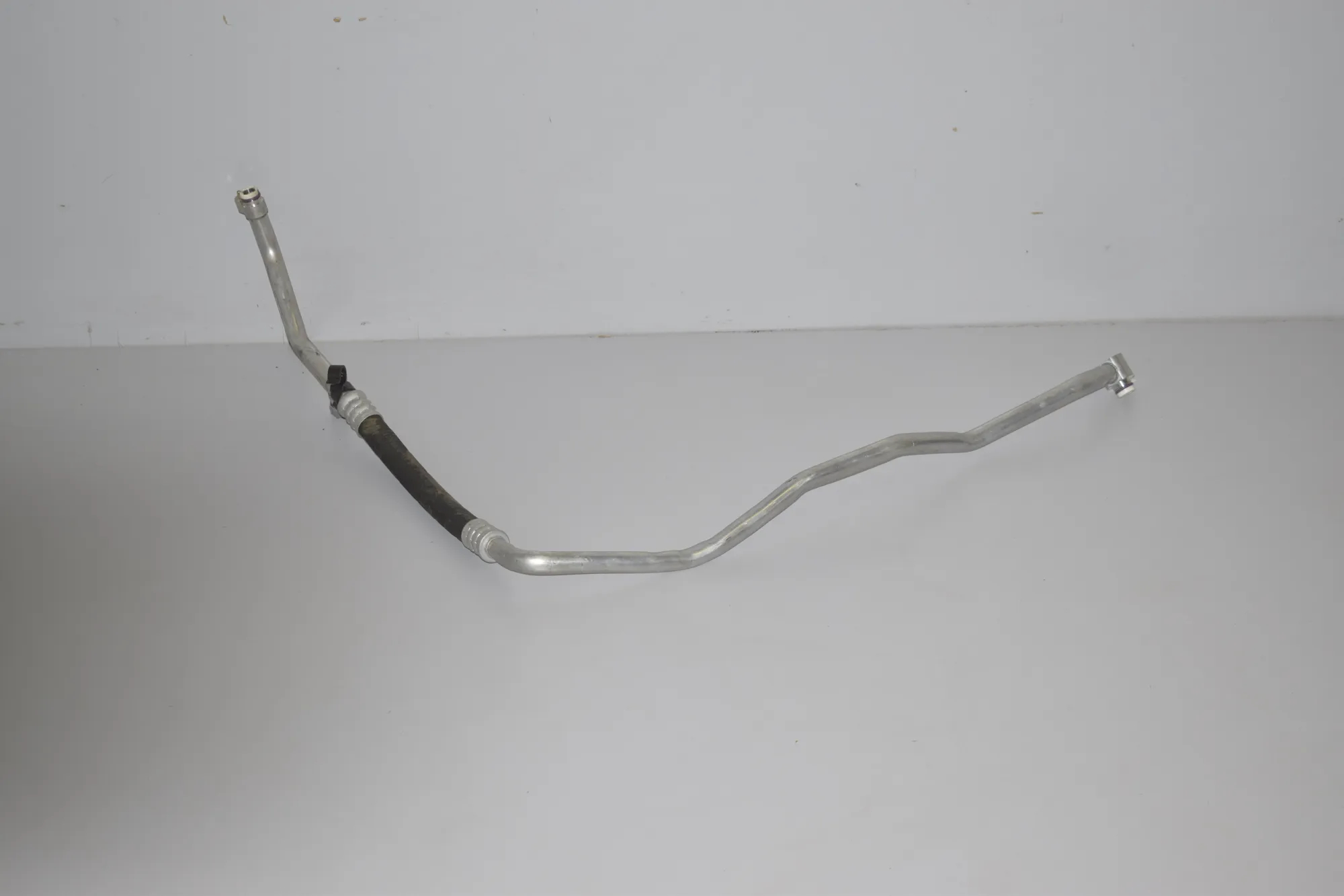 A/C Air Con Hose Pipe – OEM 6832950 · BMW 2 Gran Tourer (F46) 218 d 2019
